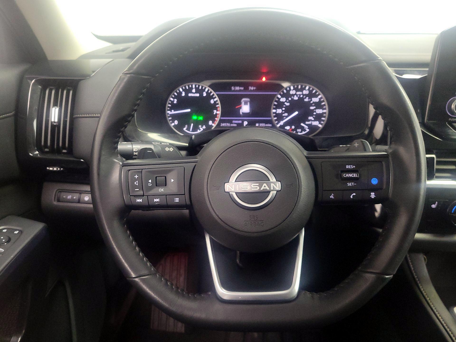 Thumbnail: 2024 Nissan Pathfinder - 10