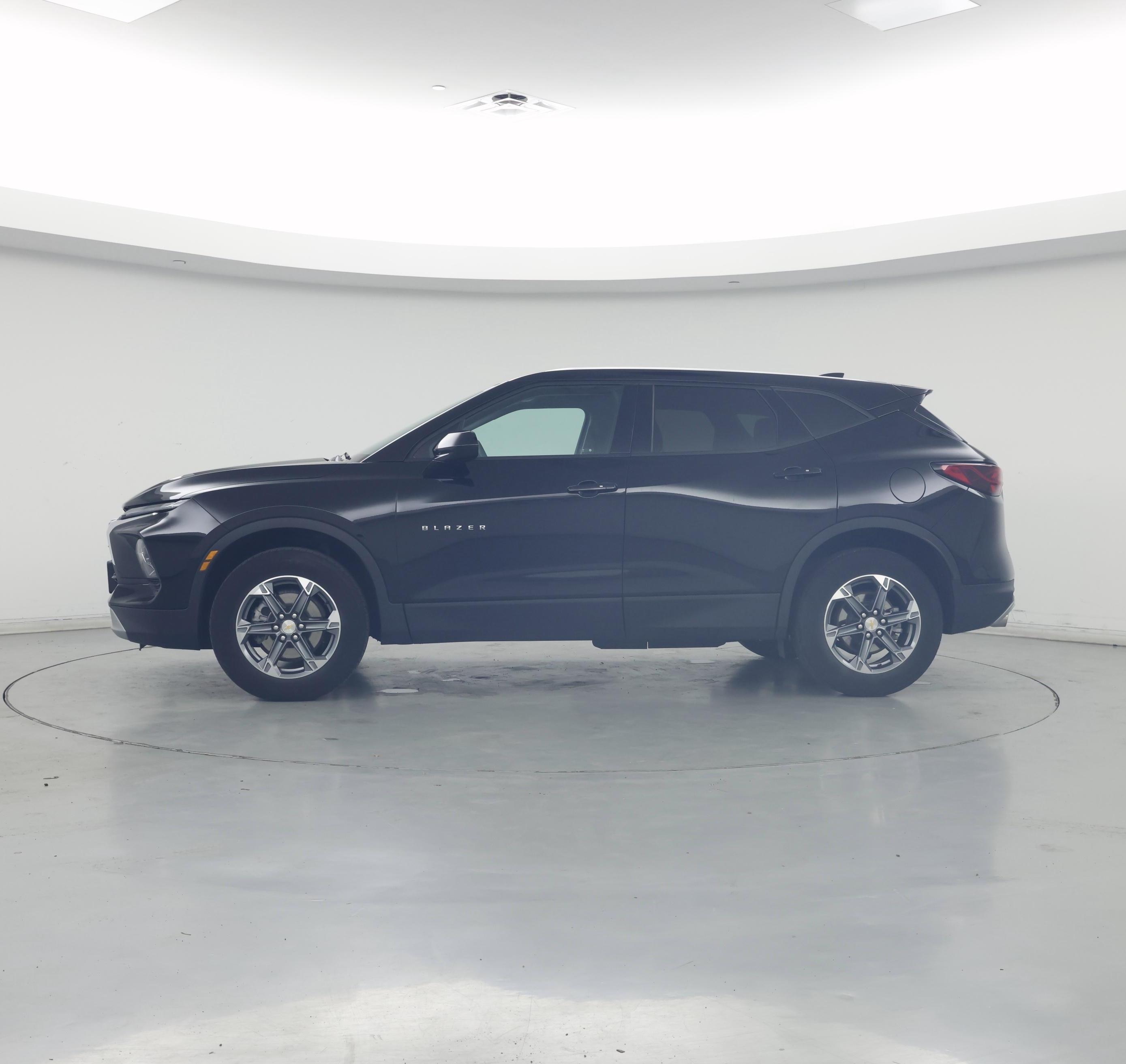 Thumbnail: 2025 Chevrolet Blazer - 3