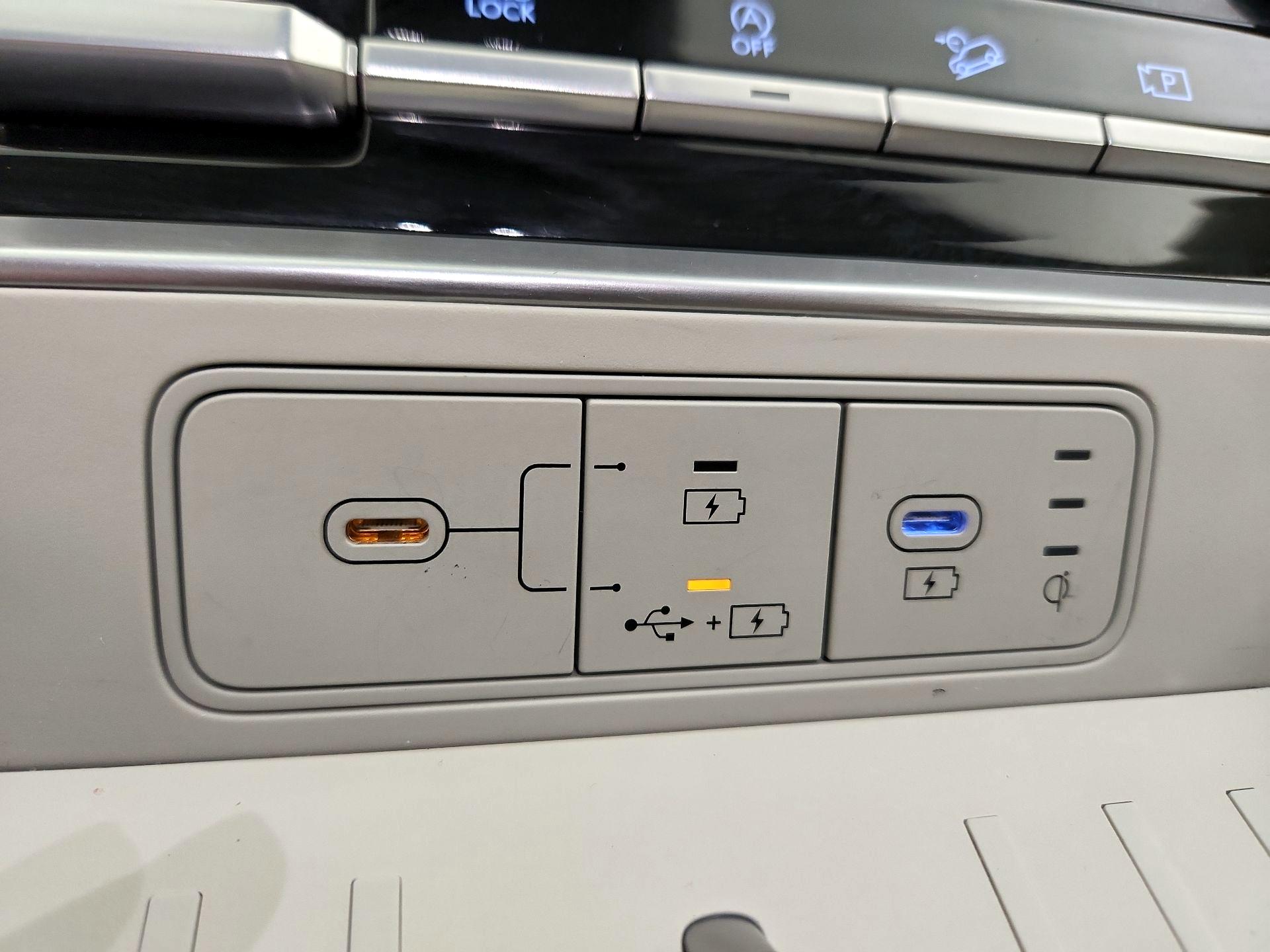 Thumbnail: 2025 Hyundai Santa Fe - 18