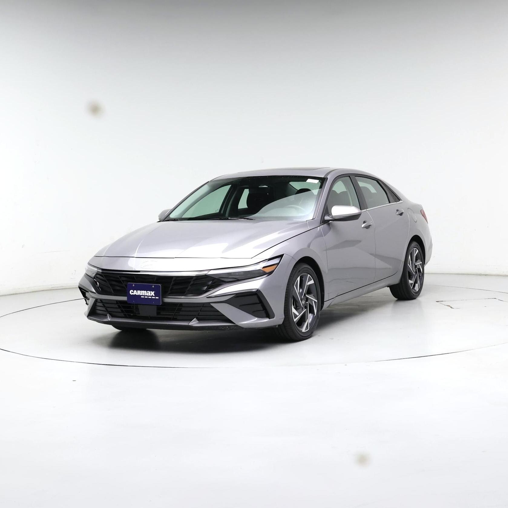 Thumbnail: 2025 Hyundai Elantra - 4