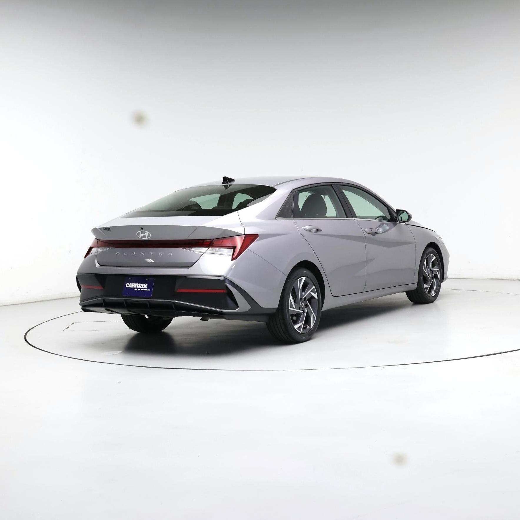 Thumbnail: 2025 Hyundai Elantra - 8