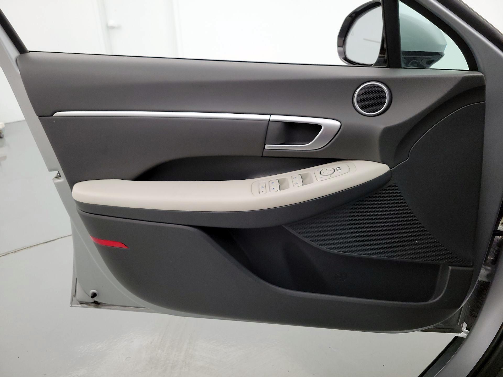 Thumbnail: 2025 Hyundai Sonata - 12