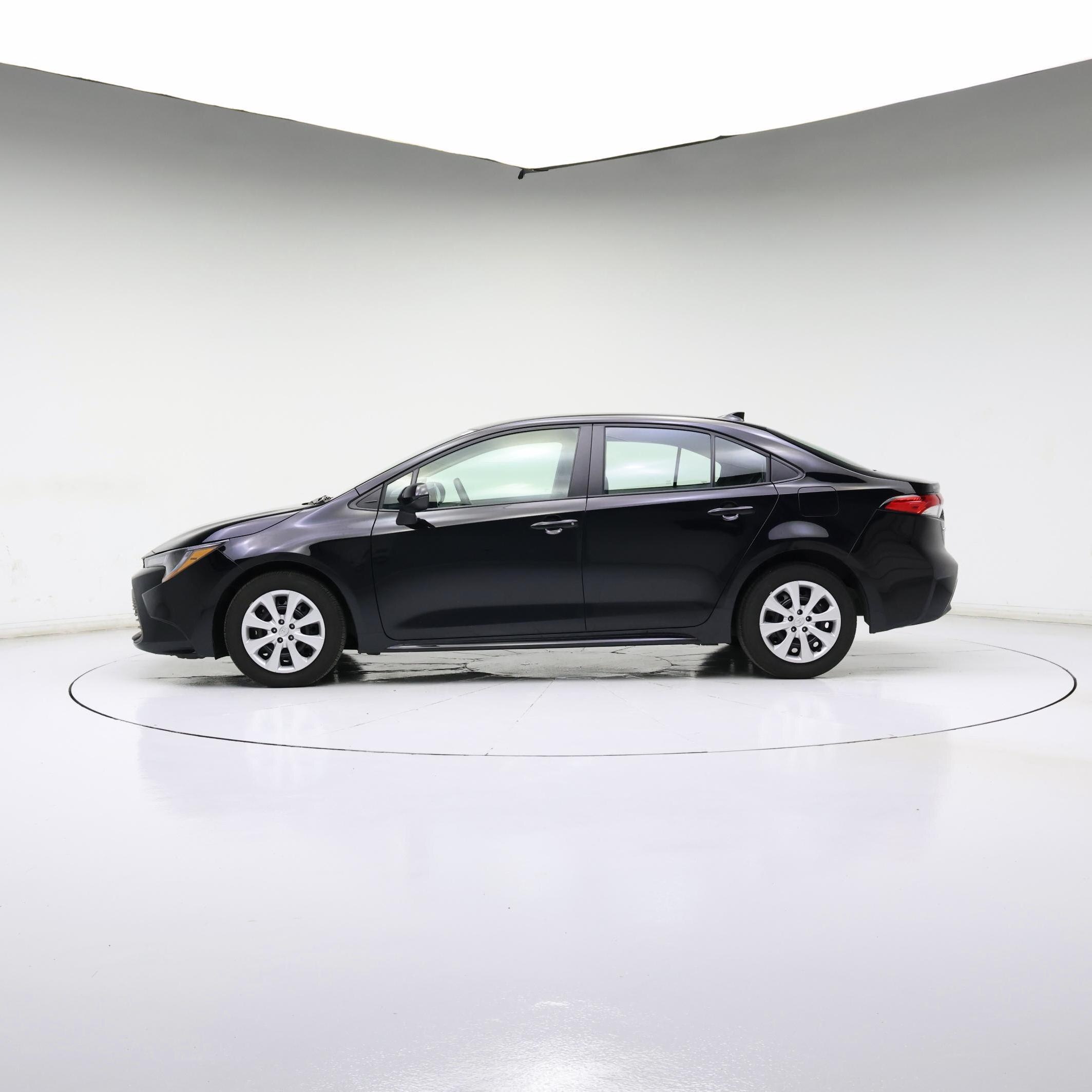 Thumbnail: 2025 Toyota Corolla - 3