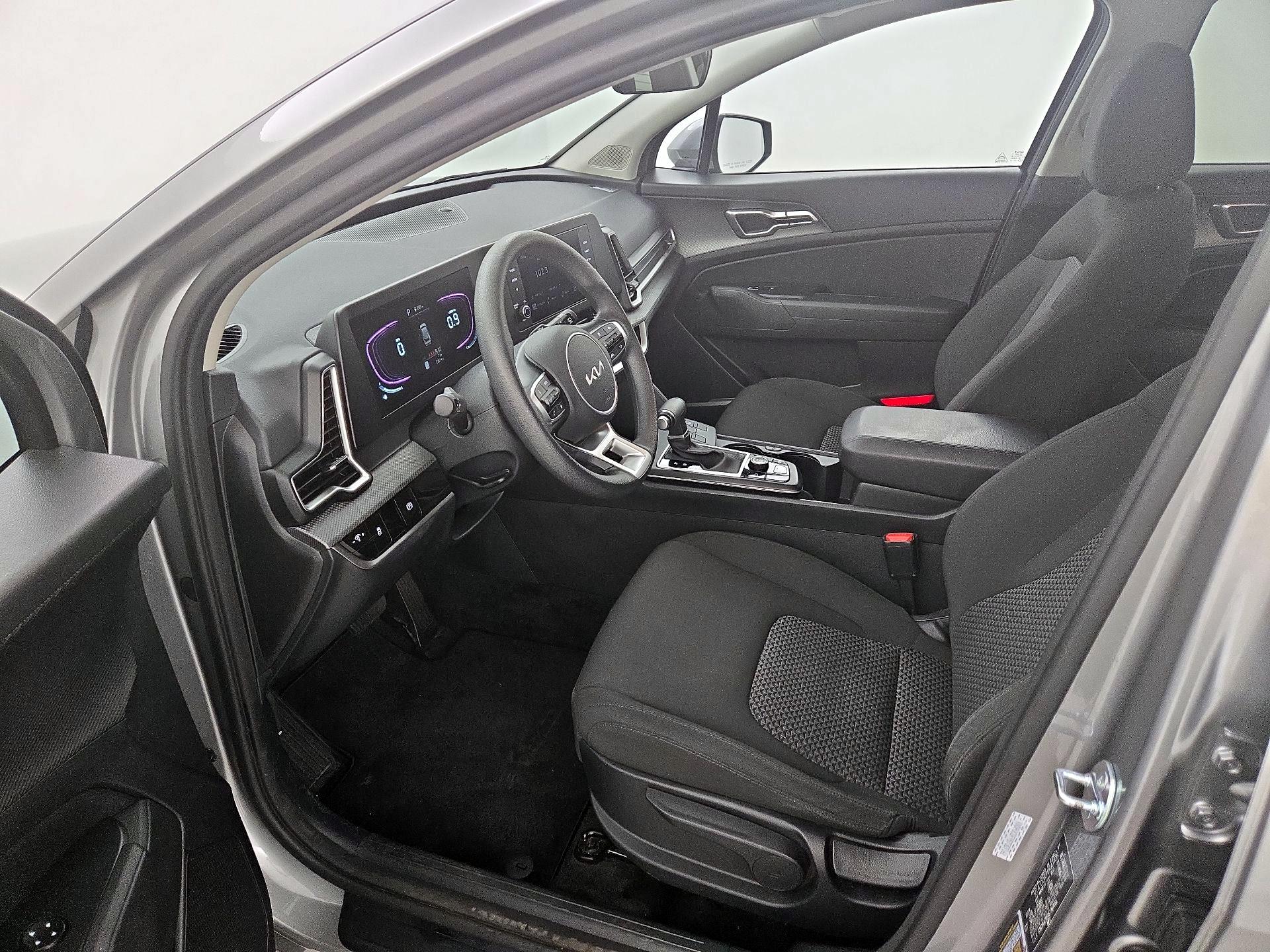 Thumbnail: 2025 Kia Sportage - 11