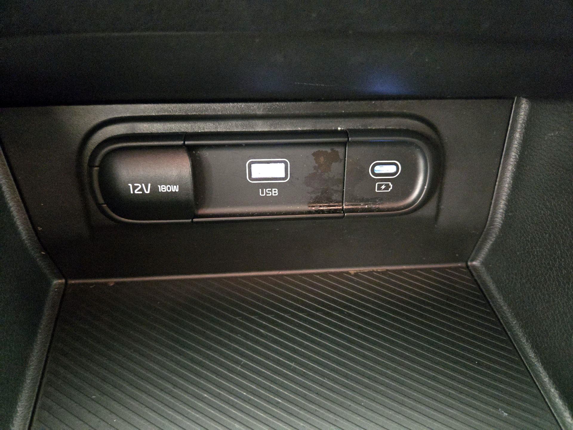 Thumbnail: 2025 Kia Sportage - 18