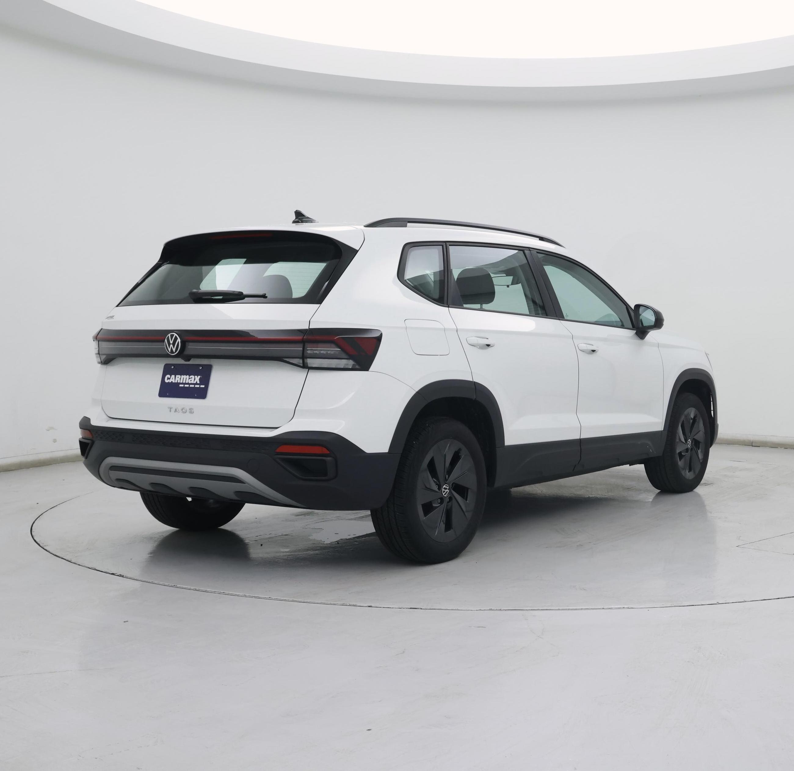 Thumbnail: 2025 Volkswagen Taos - 8