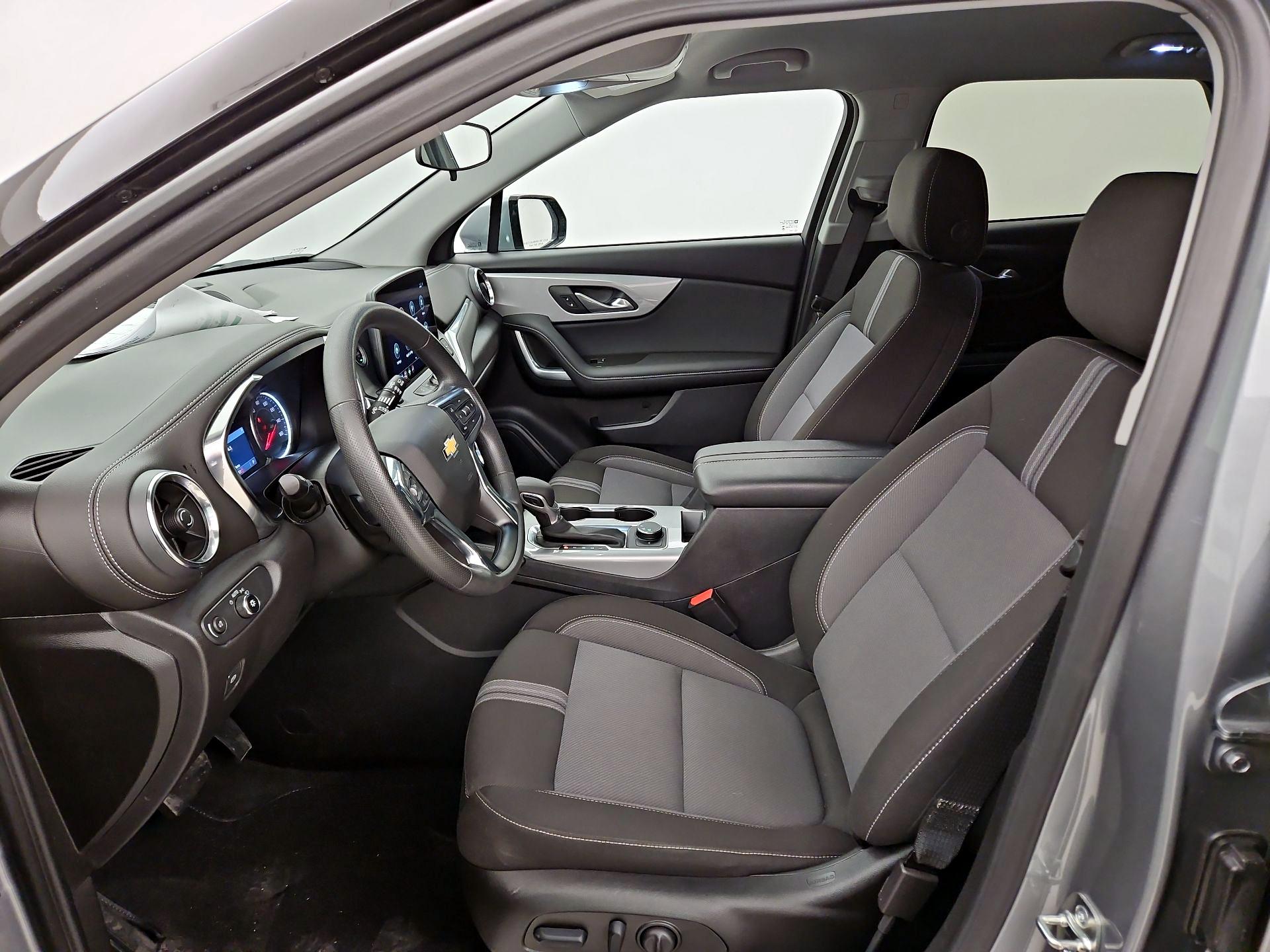 Thumbnail: 2025 Chevrolet Blazer - 11