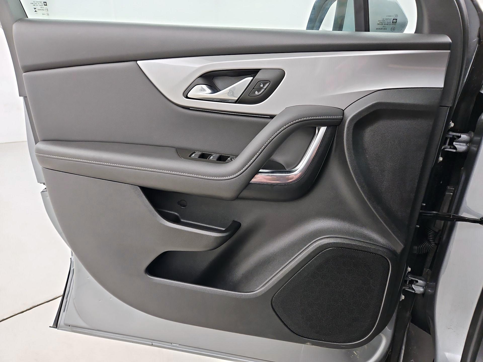 Thumbnail: 2025 Chevrolet Blazer - 12