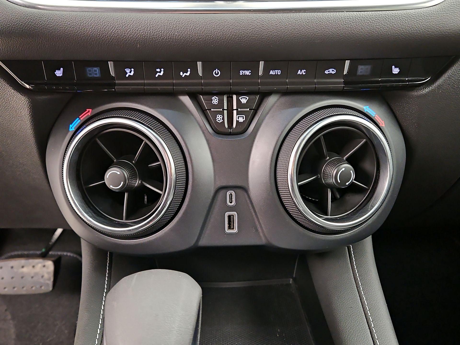 Thumbnail: 2025 Chevrolet Blazer - 16