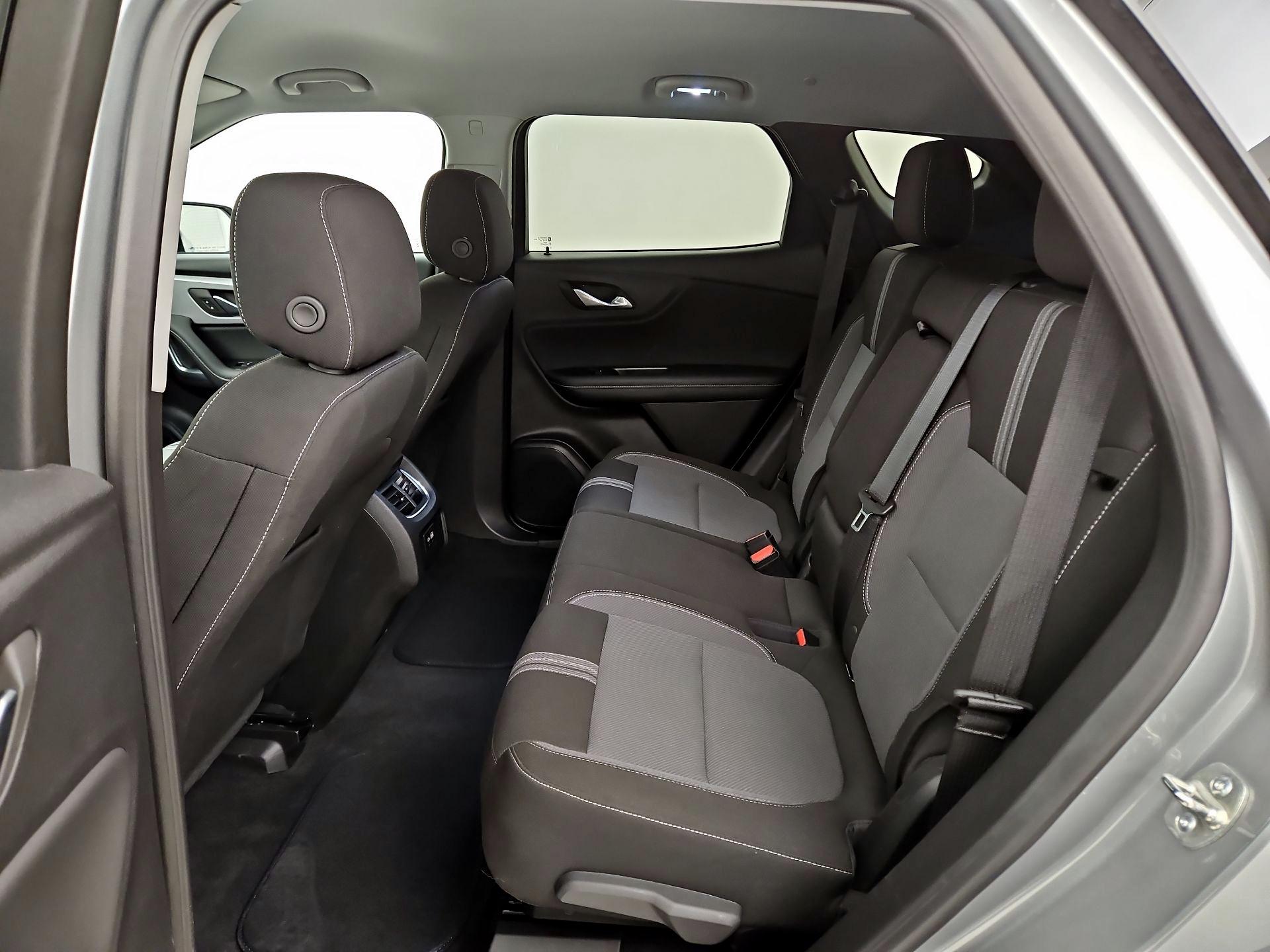 Thumbnail: 2025 Chevrolet Blazer - 19