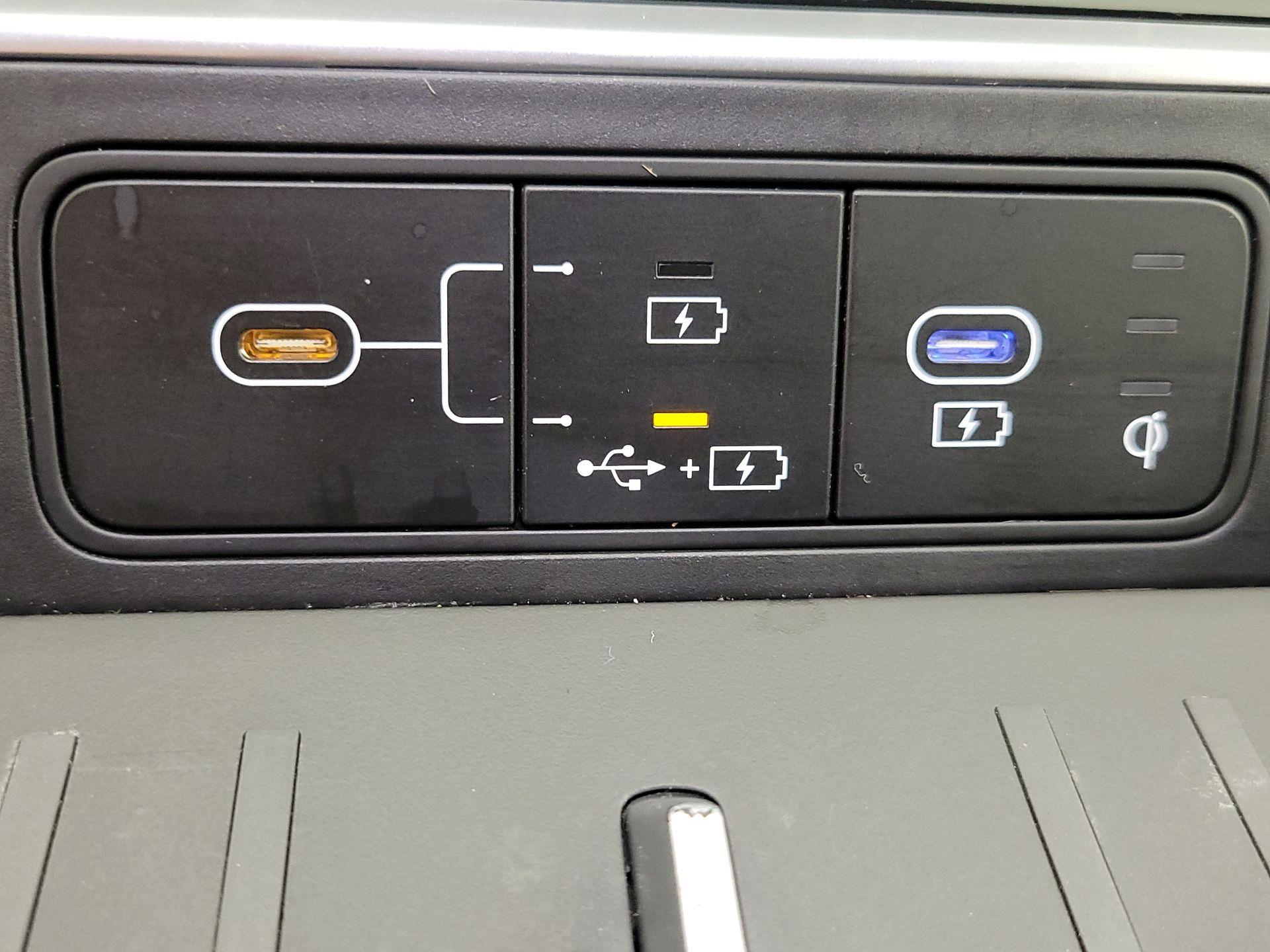 Thumbnail: 2025 Hyundai Santa Fe - 18