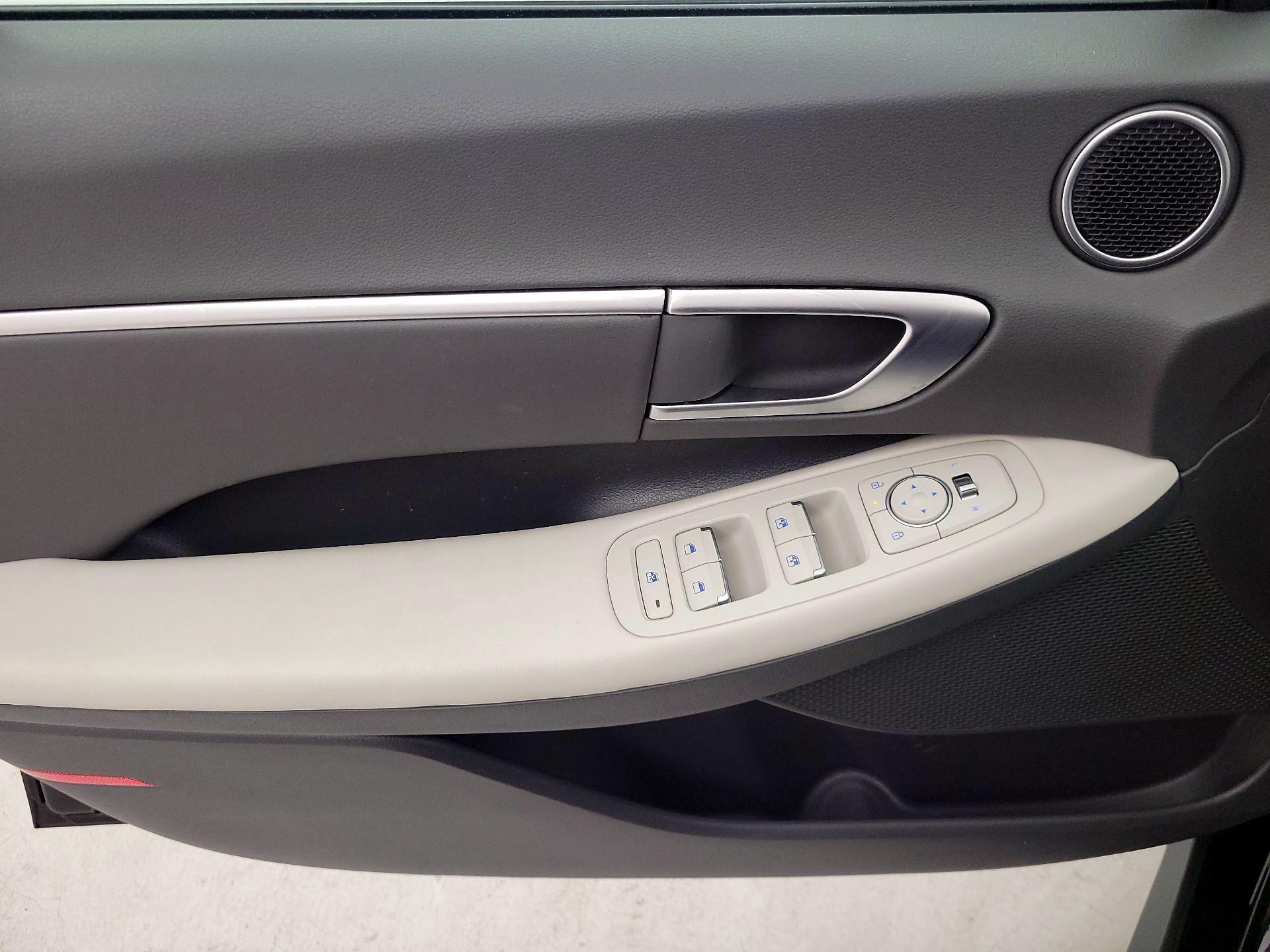 Thumbnail: 2025 Hyundai Sonata - 12