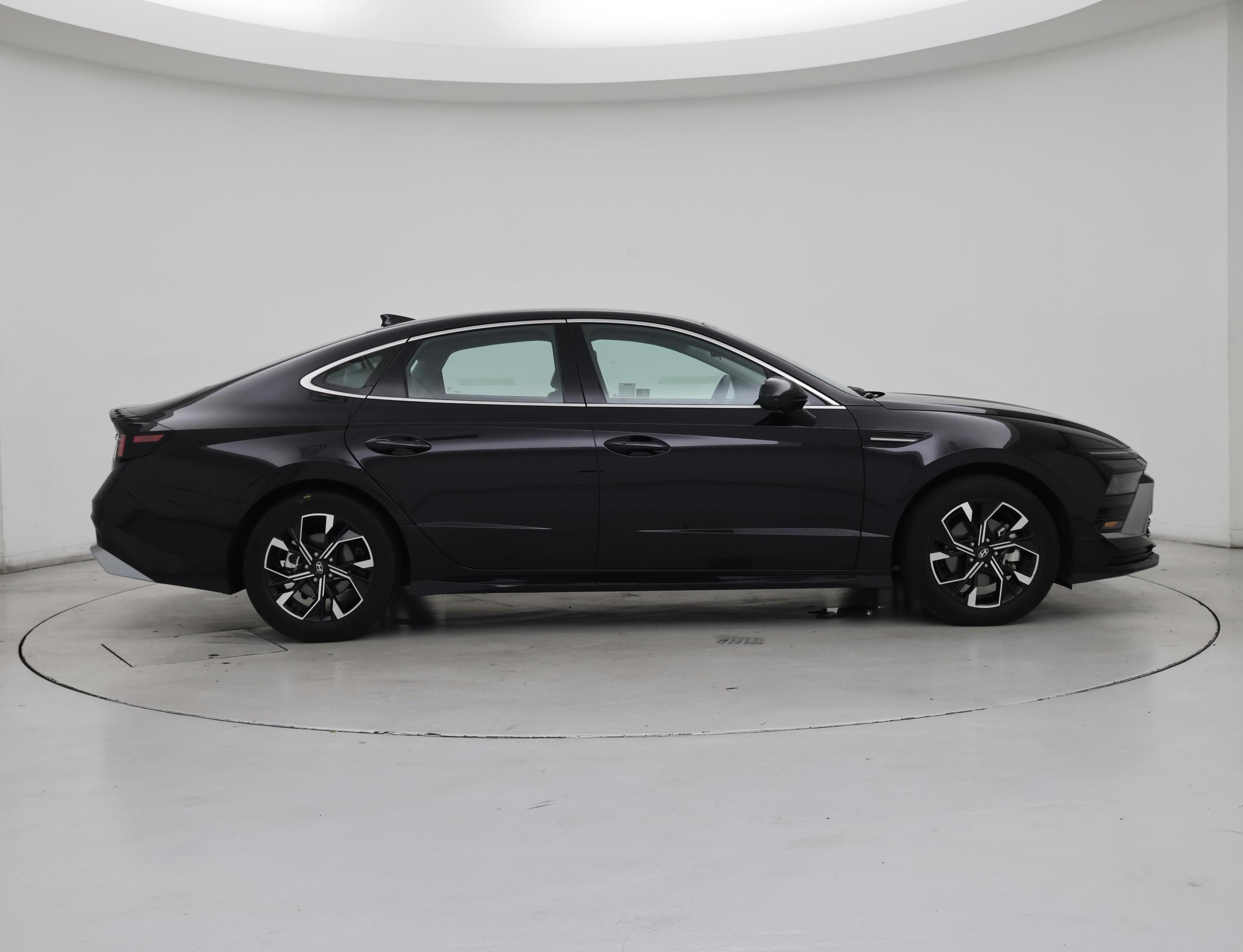 Thumbnail: 2025 Hyundai Sonata - 7