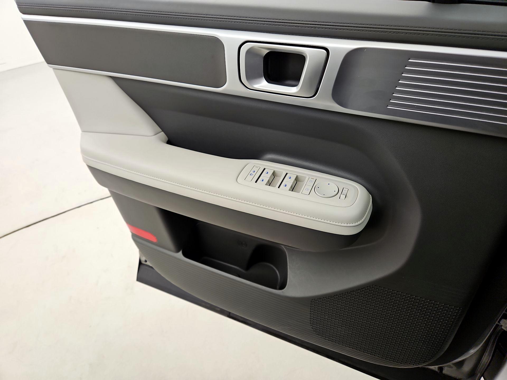 Thumbnail: 2025 Hyundai Santa Fe - 12