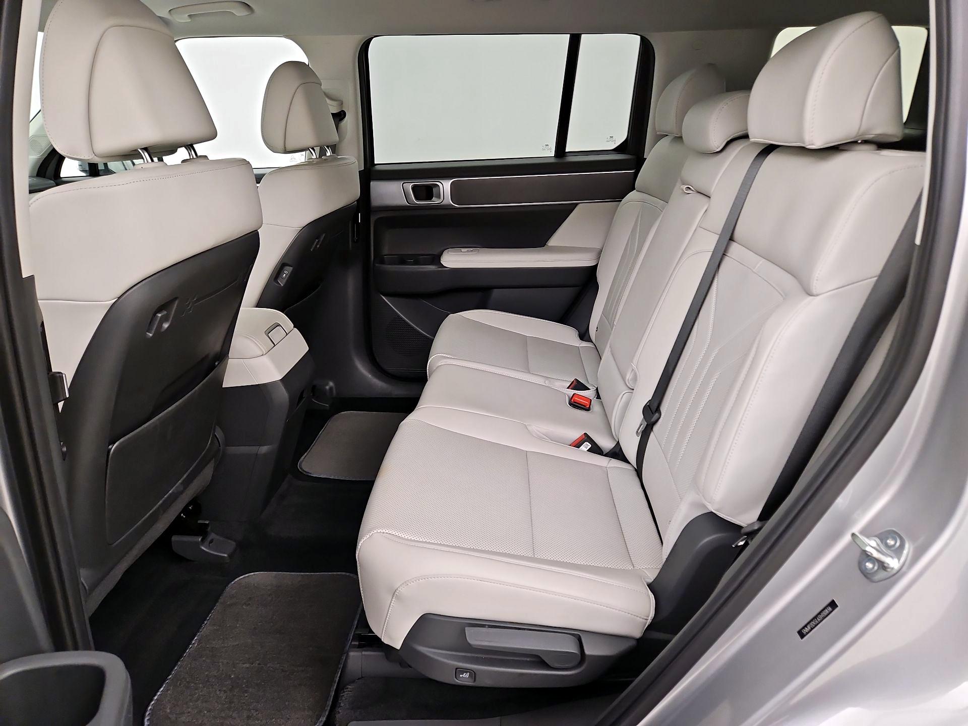 Thumbnail: 2025 Hyundai Santa Fe - 19