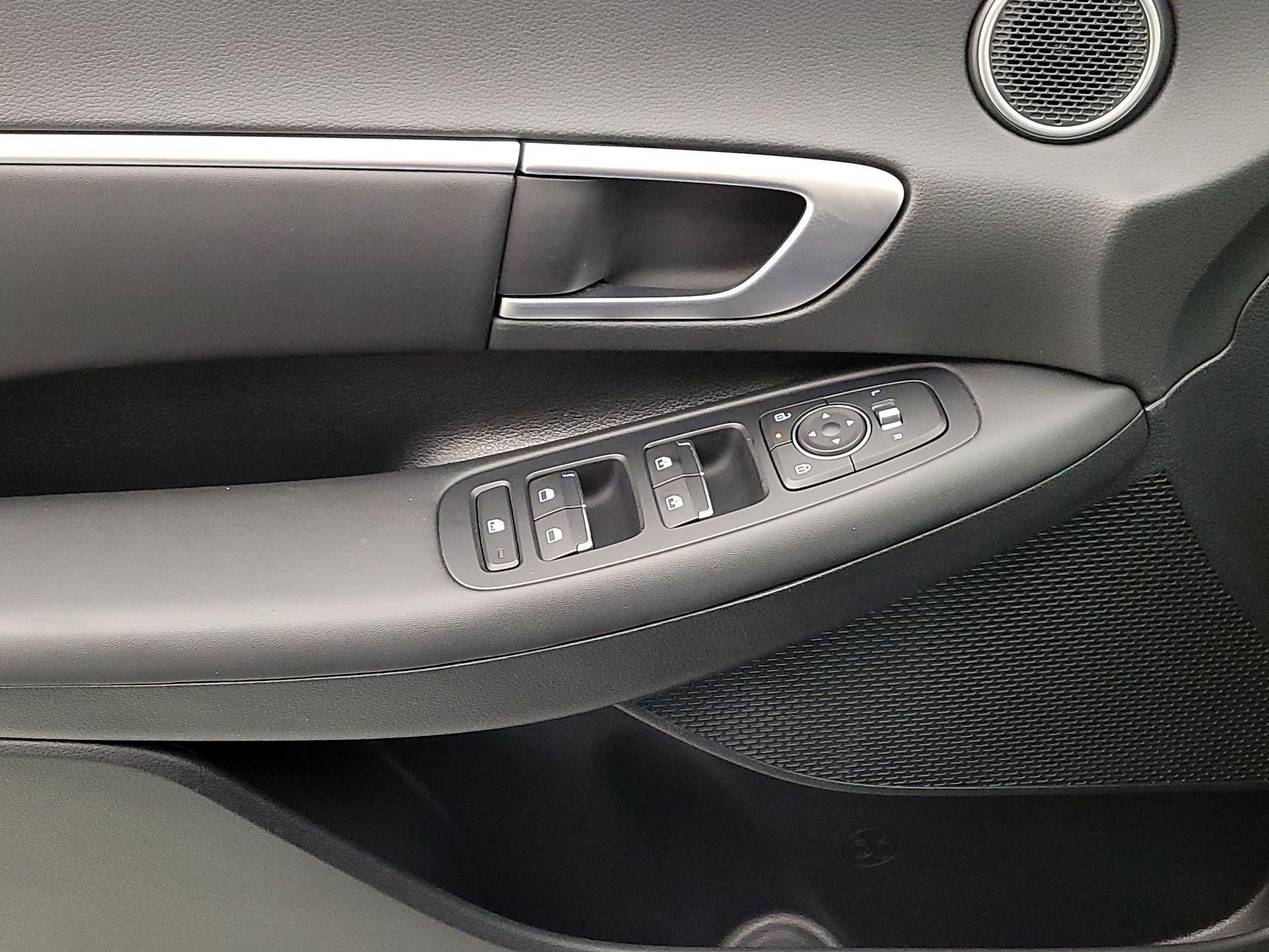 Thumbnail: 2025 Hyundai Sonata - 12