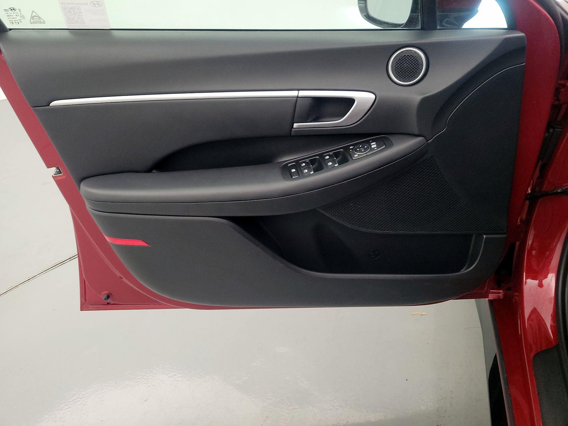 Thumbnail: 2025 Hyundai Sonata - 12