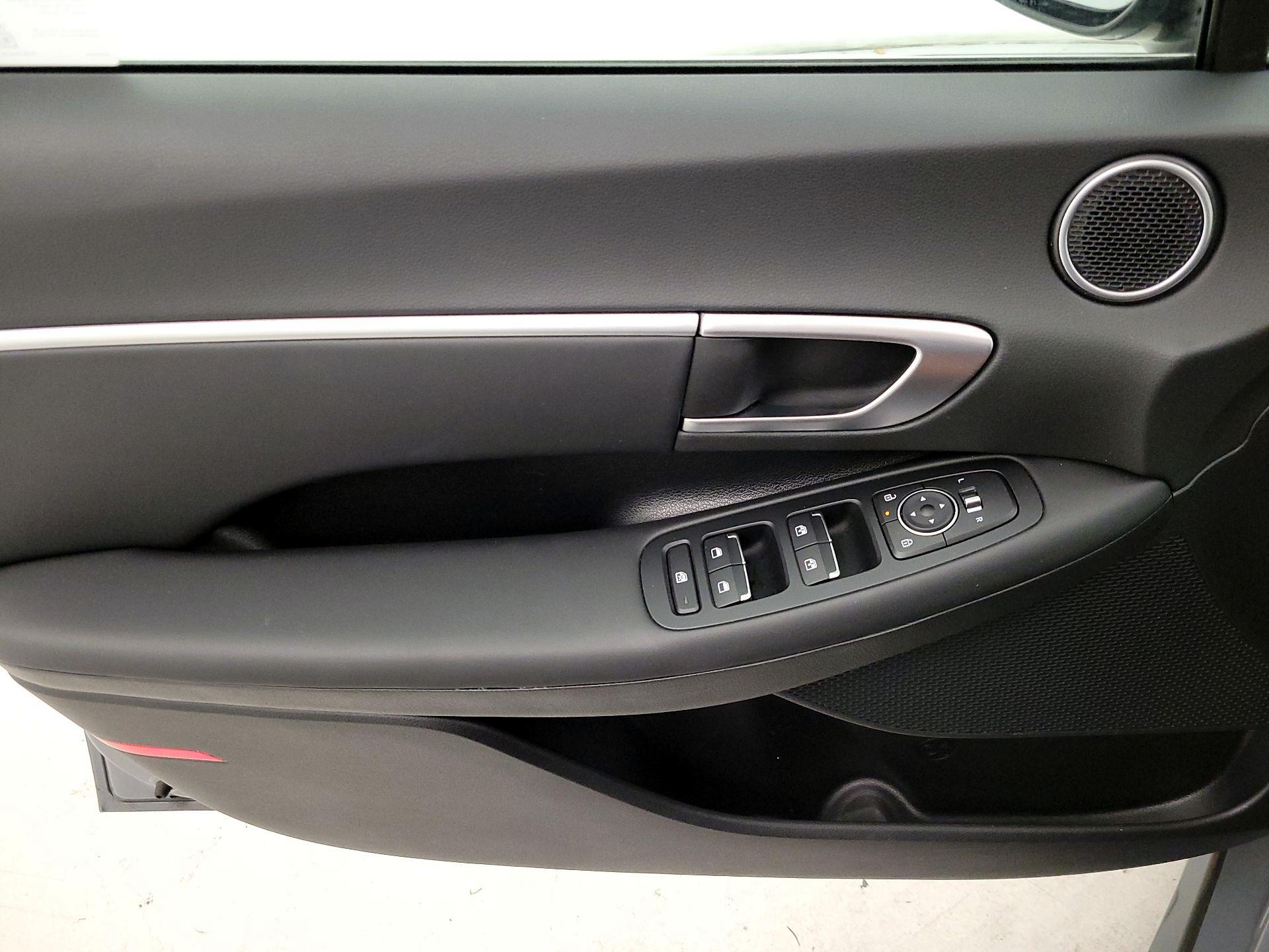 Thumbnail: 2025 Hyundai Sonata - 12