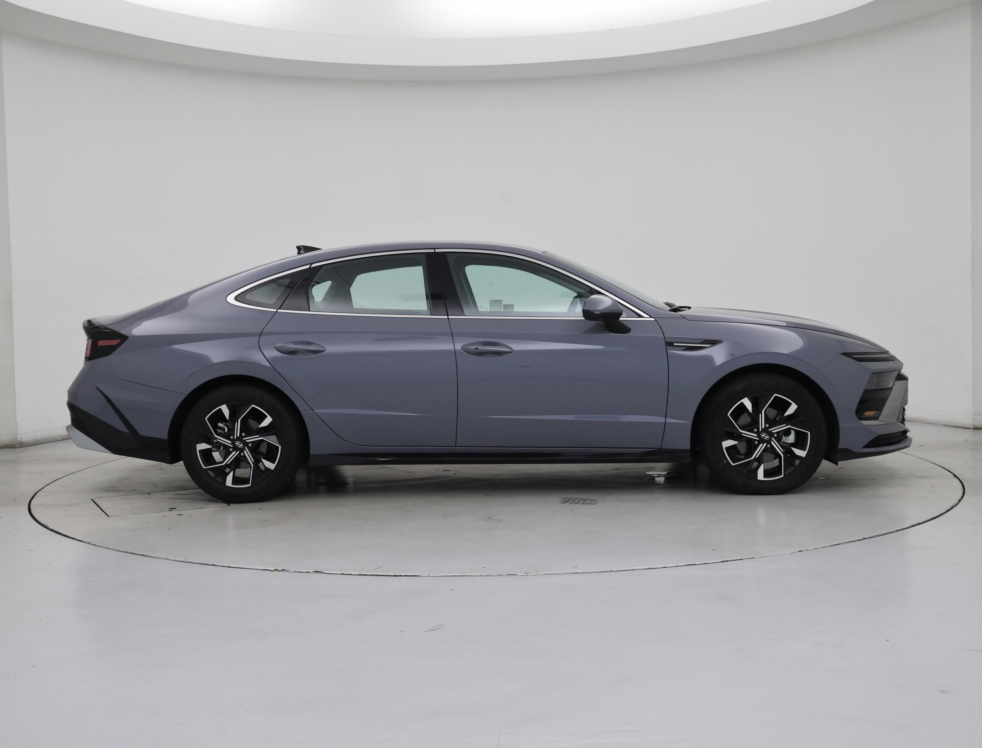 Thumbnail: 2025 Hyundai Sonata - 7