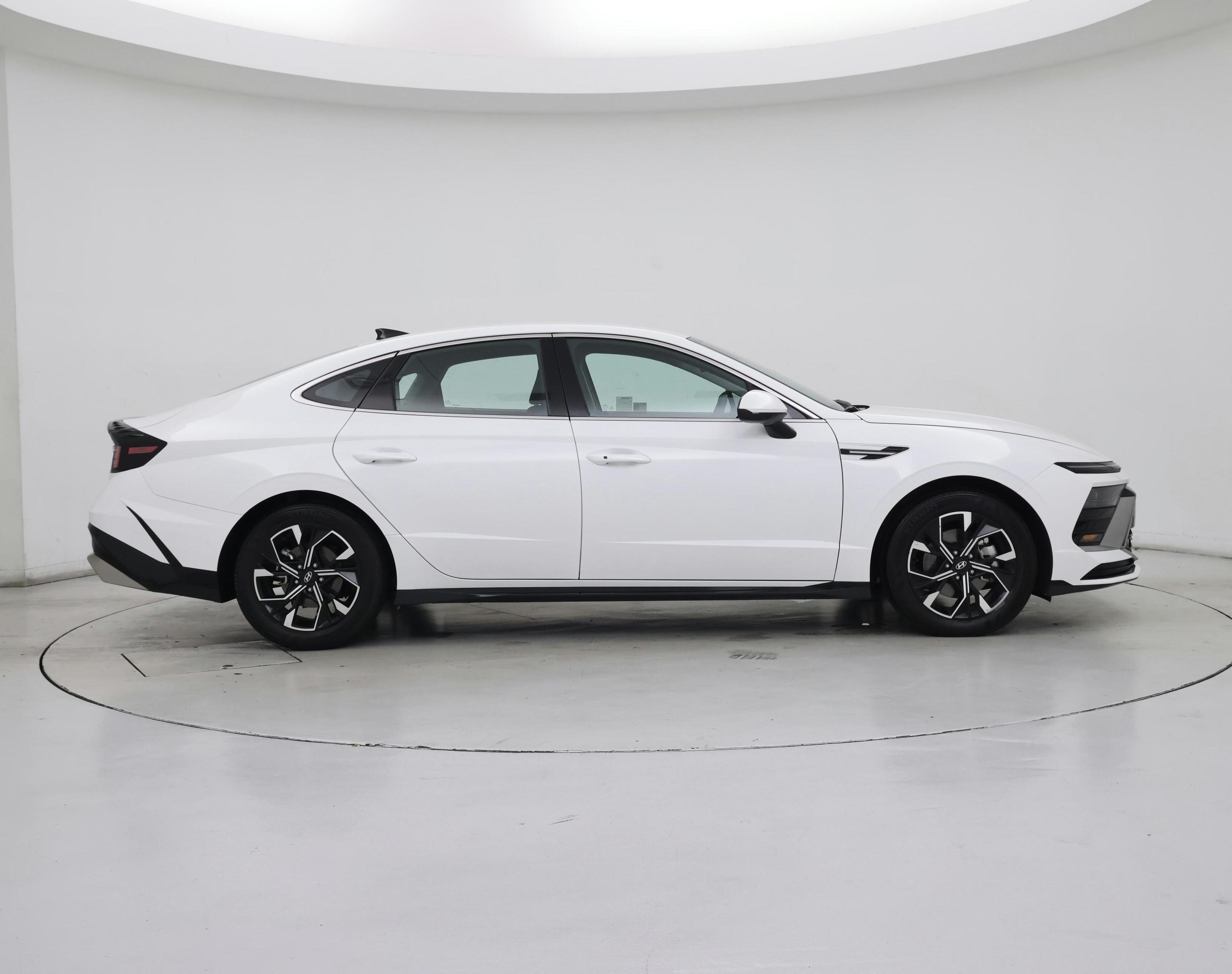 Thumbnail: 2025 Hyundai Sonata - 7