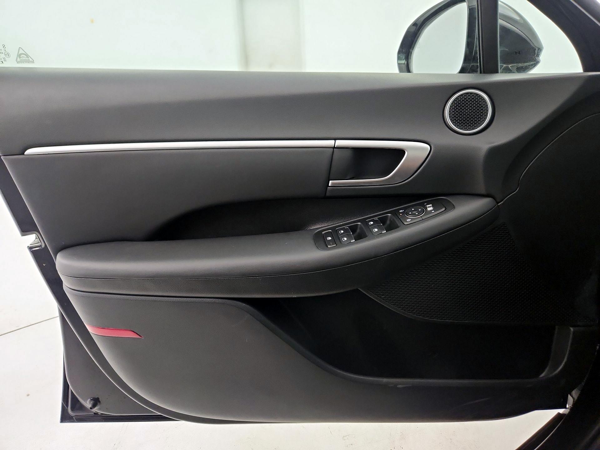 Thumbnail: 2025 Hyundai Sonata - 12