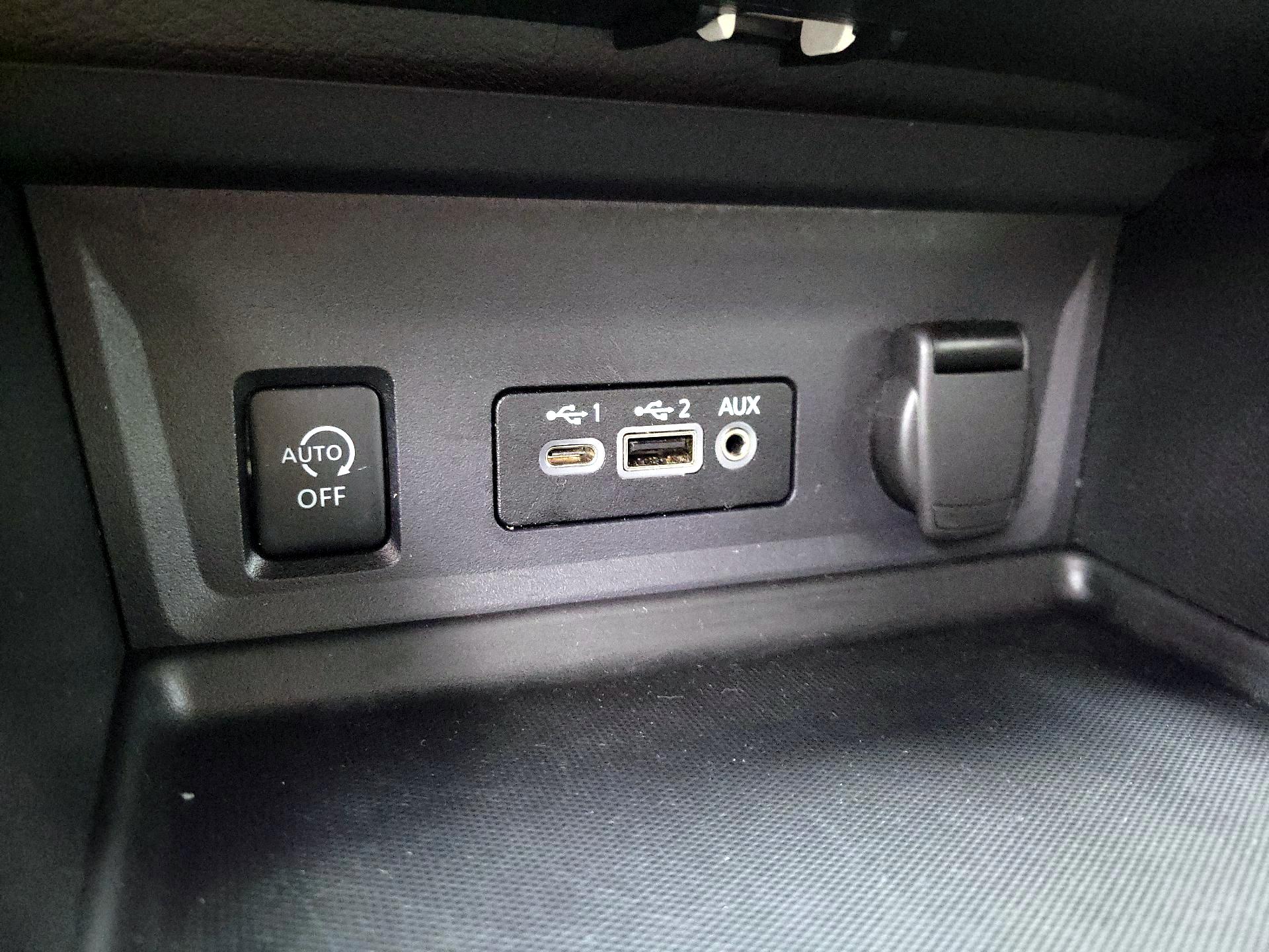 Thumbnail: 2024 Nissan Sentra - 17