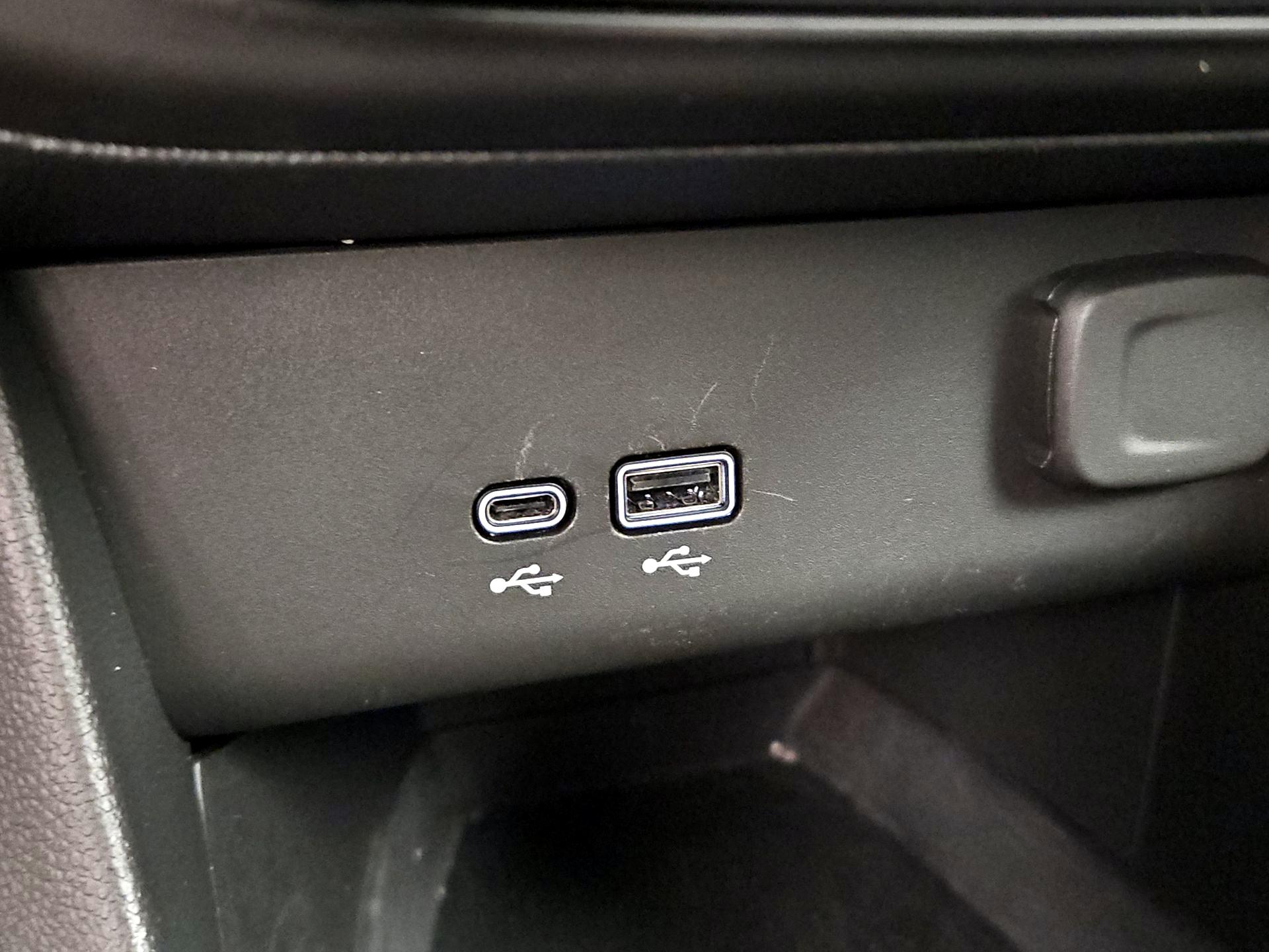 Thumbnail: 2025 Buick Encore GX - 18