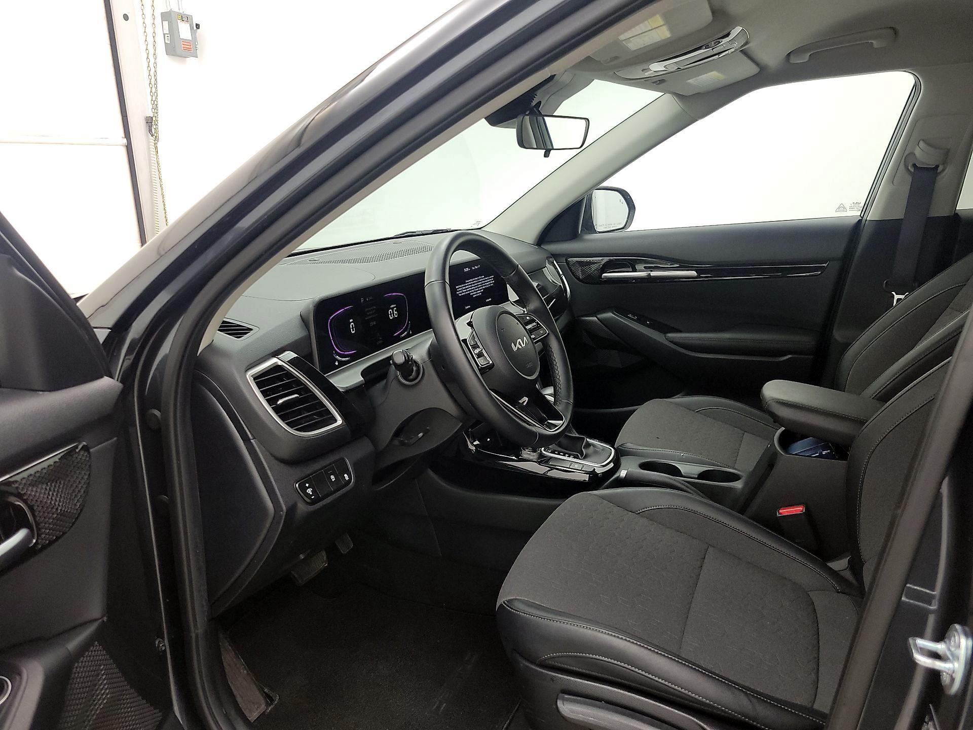 Thumbnail: 2025 Kia Seltos - 11