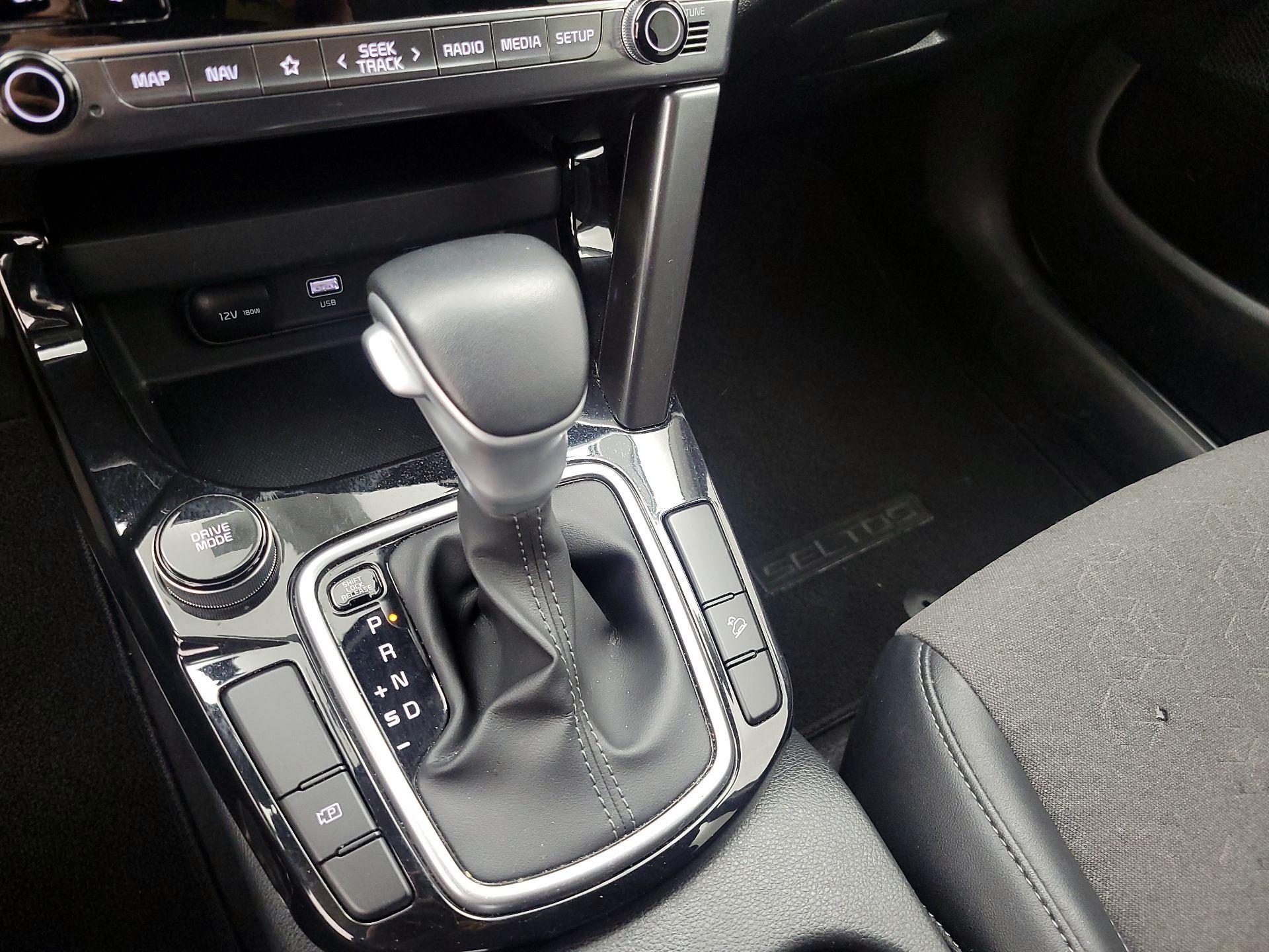 Thumbnail: 2025 Kia Seltos - 17