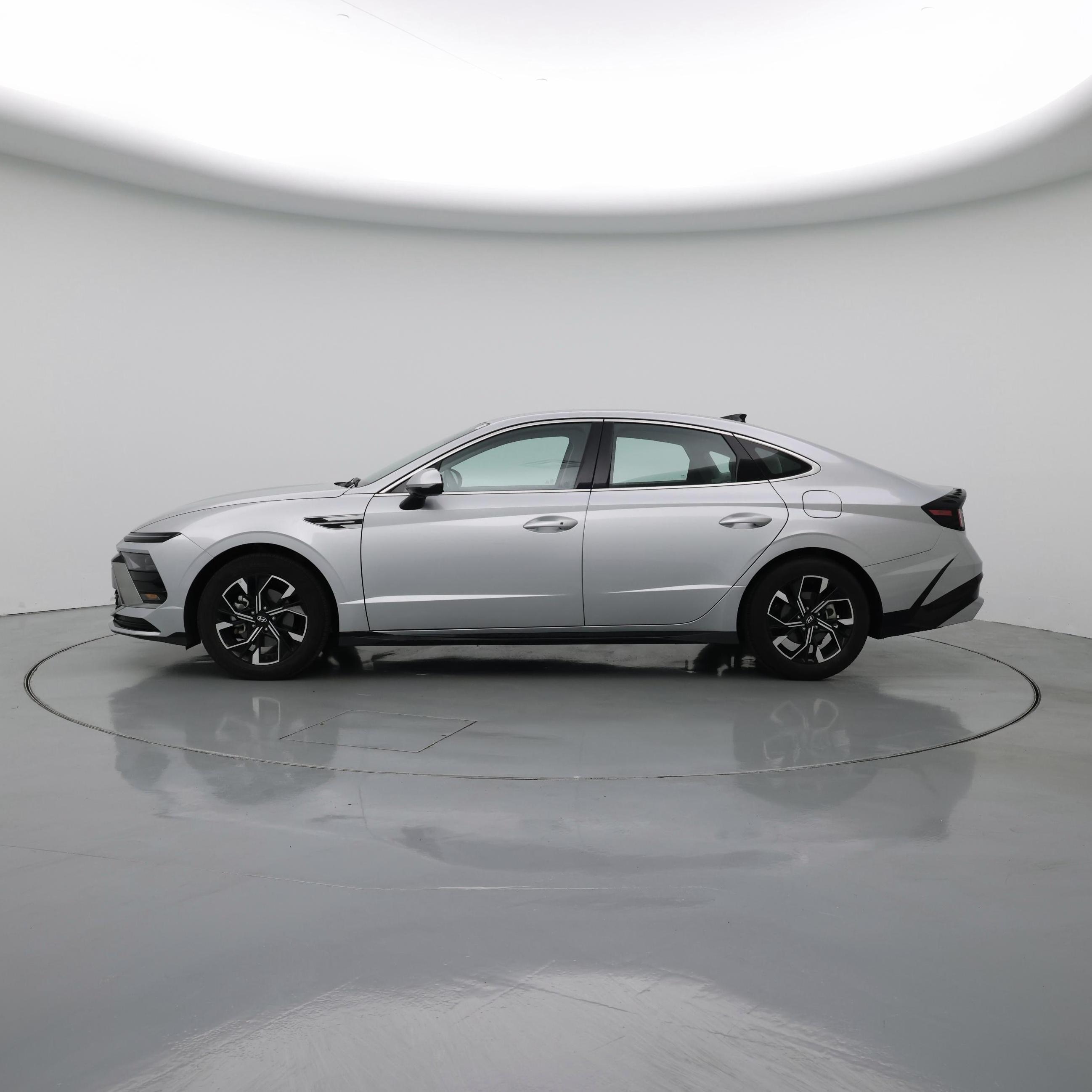 Thumbnail: 2025 Hyundai Sonata - 3