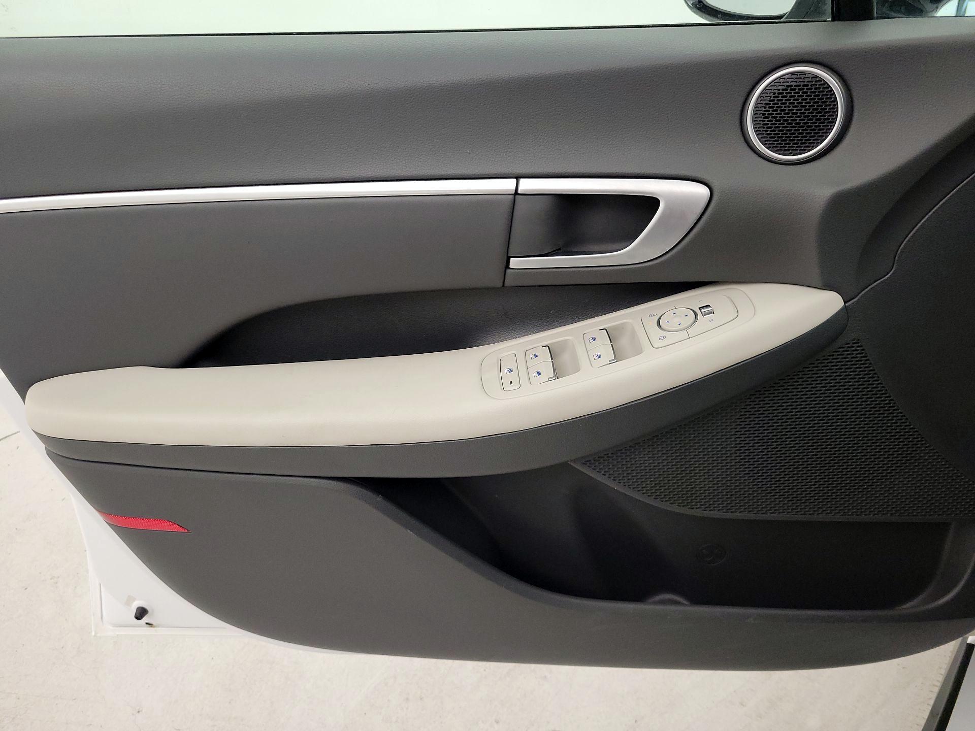 Thumbnail: 2025 Hyundai Sonata - 12