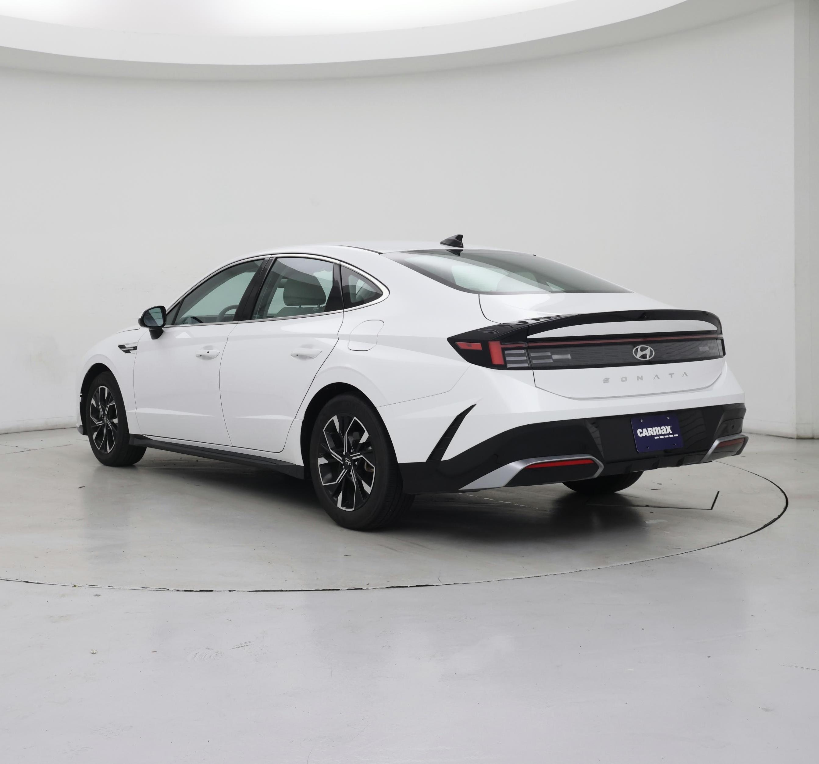 Thumbnail: 2025 Hyundai Sonata - 2