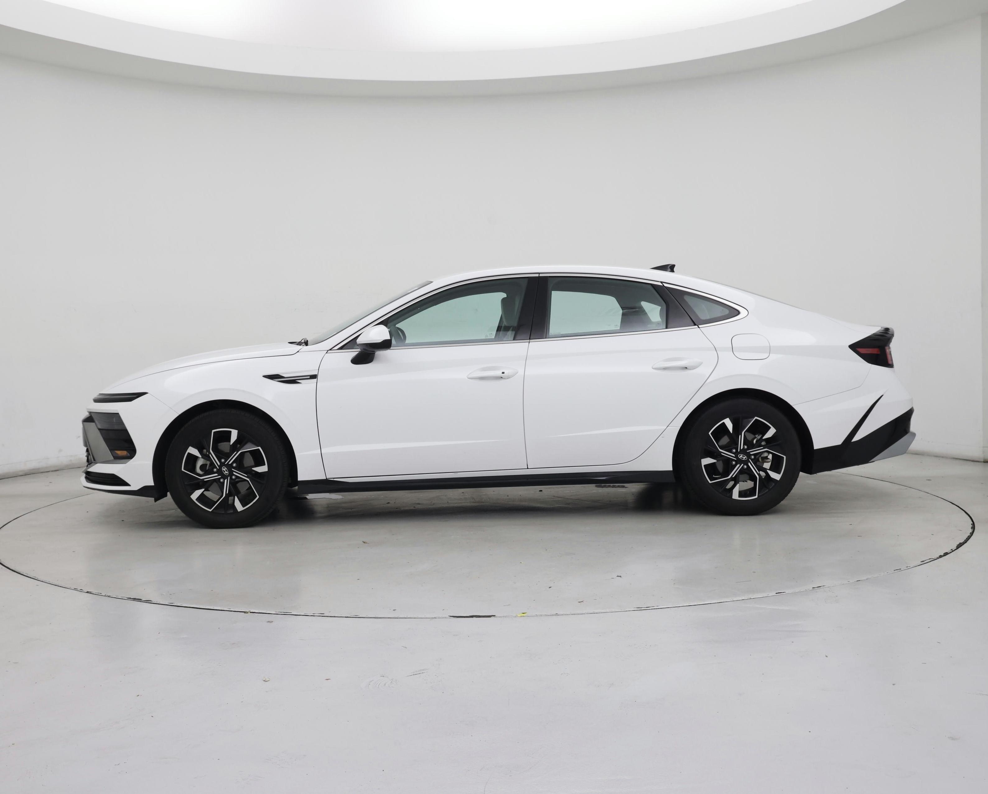 Thumbnail: 2025 Hyundai Sonata - 3