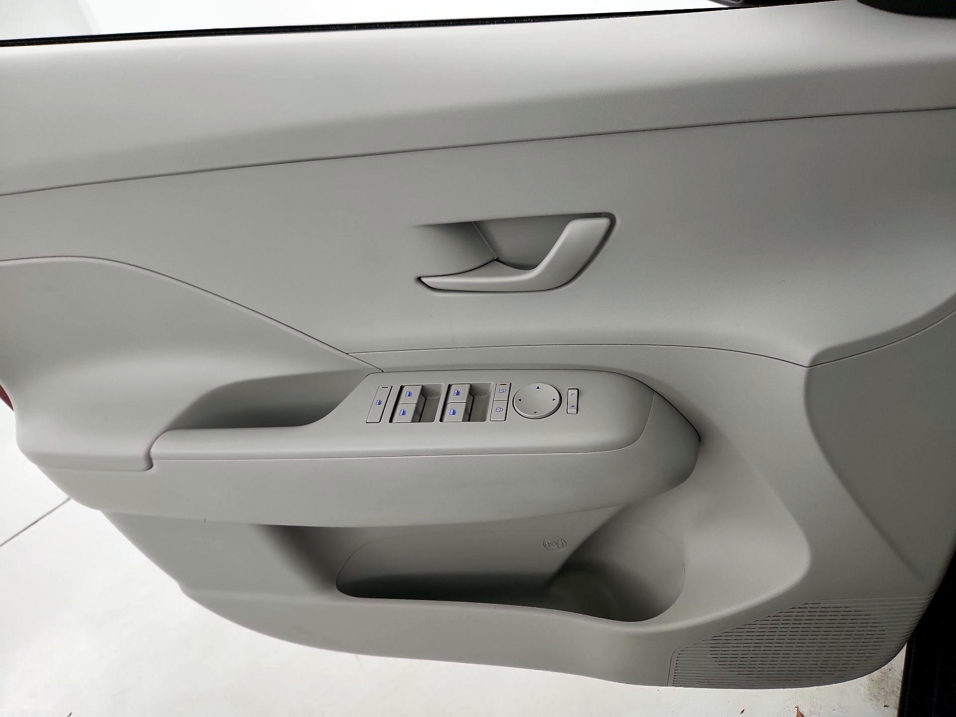 Thumbnail: 2025 Hyundai Kona - 12