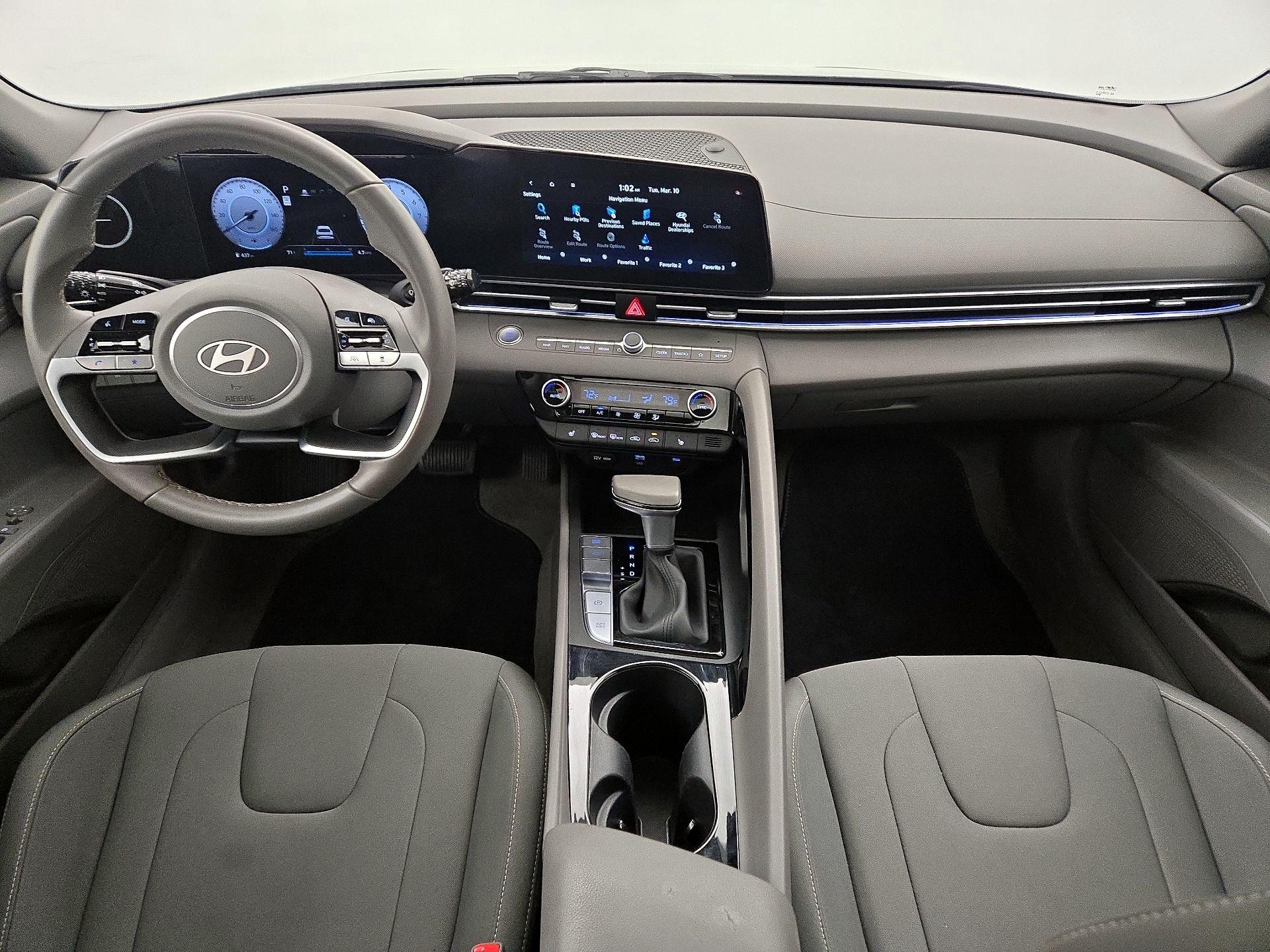 Thumbnail: 2025 Hyundai Elantra - 9