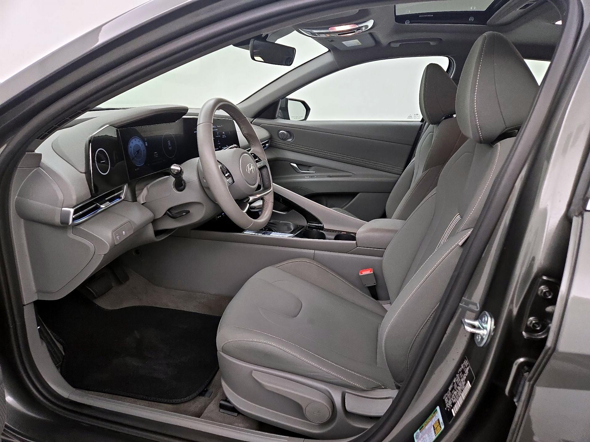 Thumbnail: 2025 Hyundai Elantra - 11