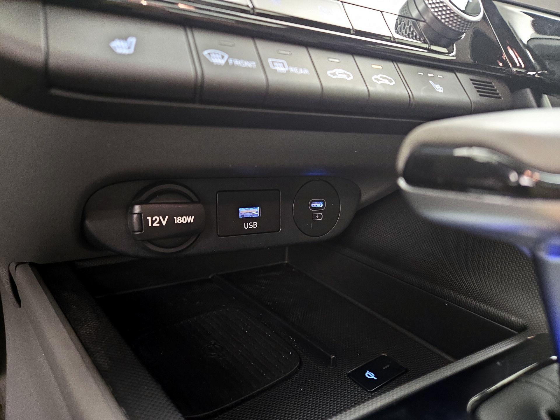 Thumbnail: 2025 Hyundai Elantra - 19