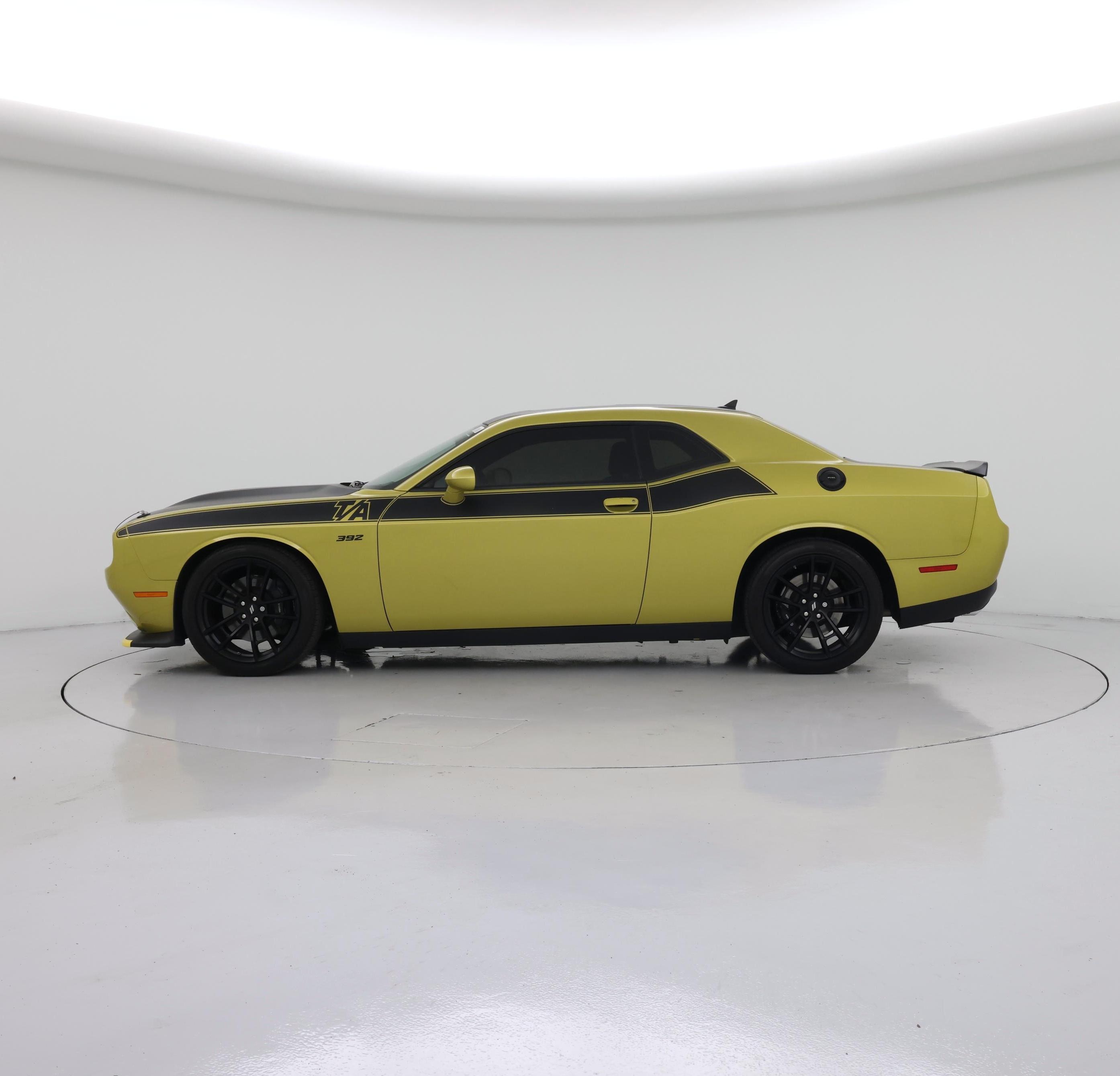 Thumbnail: 2021 Dodge Challenger - 3