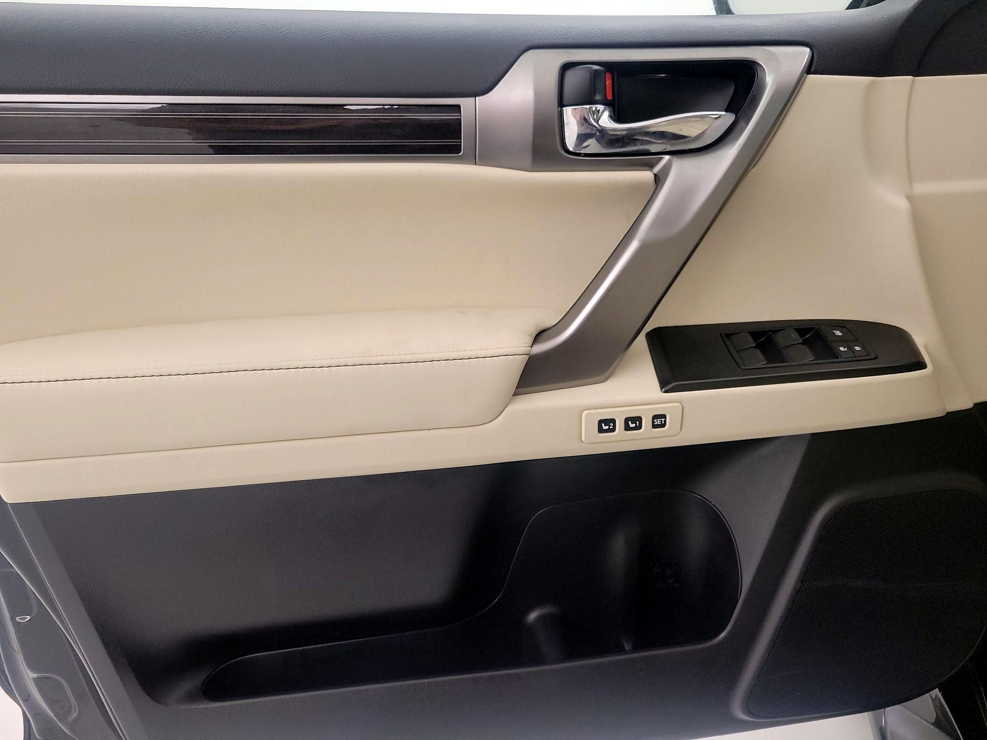 Thumbnail: 2022 Lexus GX - 12