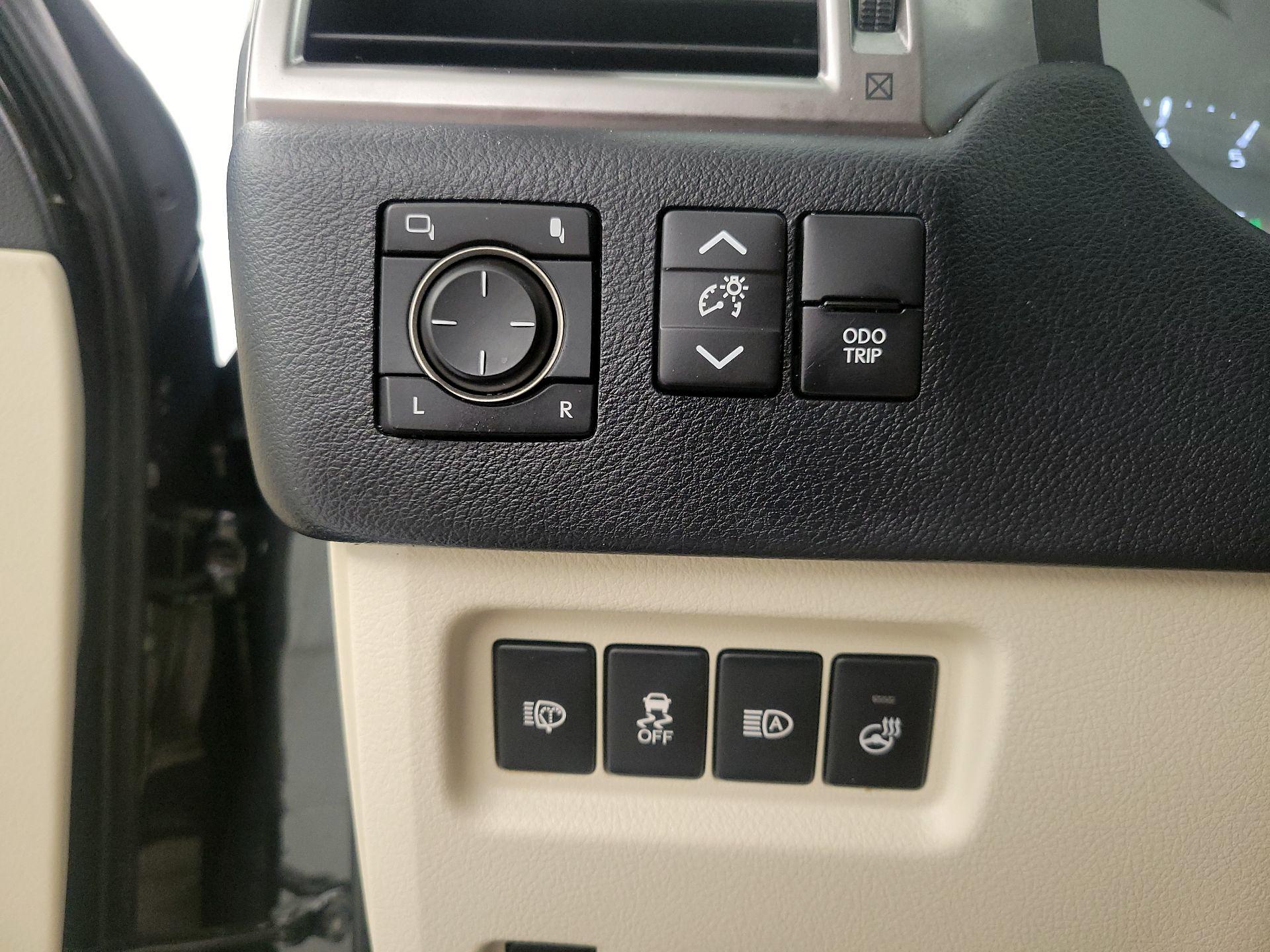 Thumbnail: 2022 Lexus GX - 13