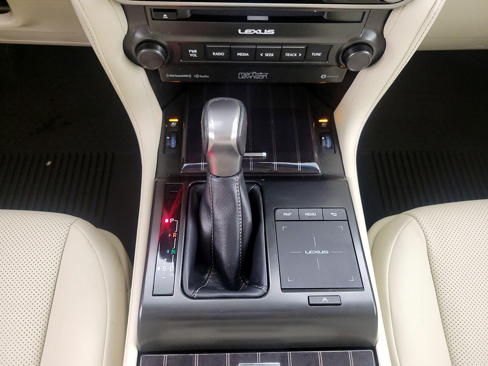 Thumbnail: 2022 Lexus GX - 18