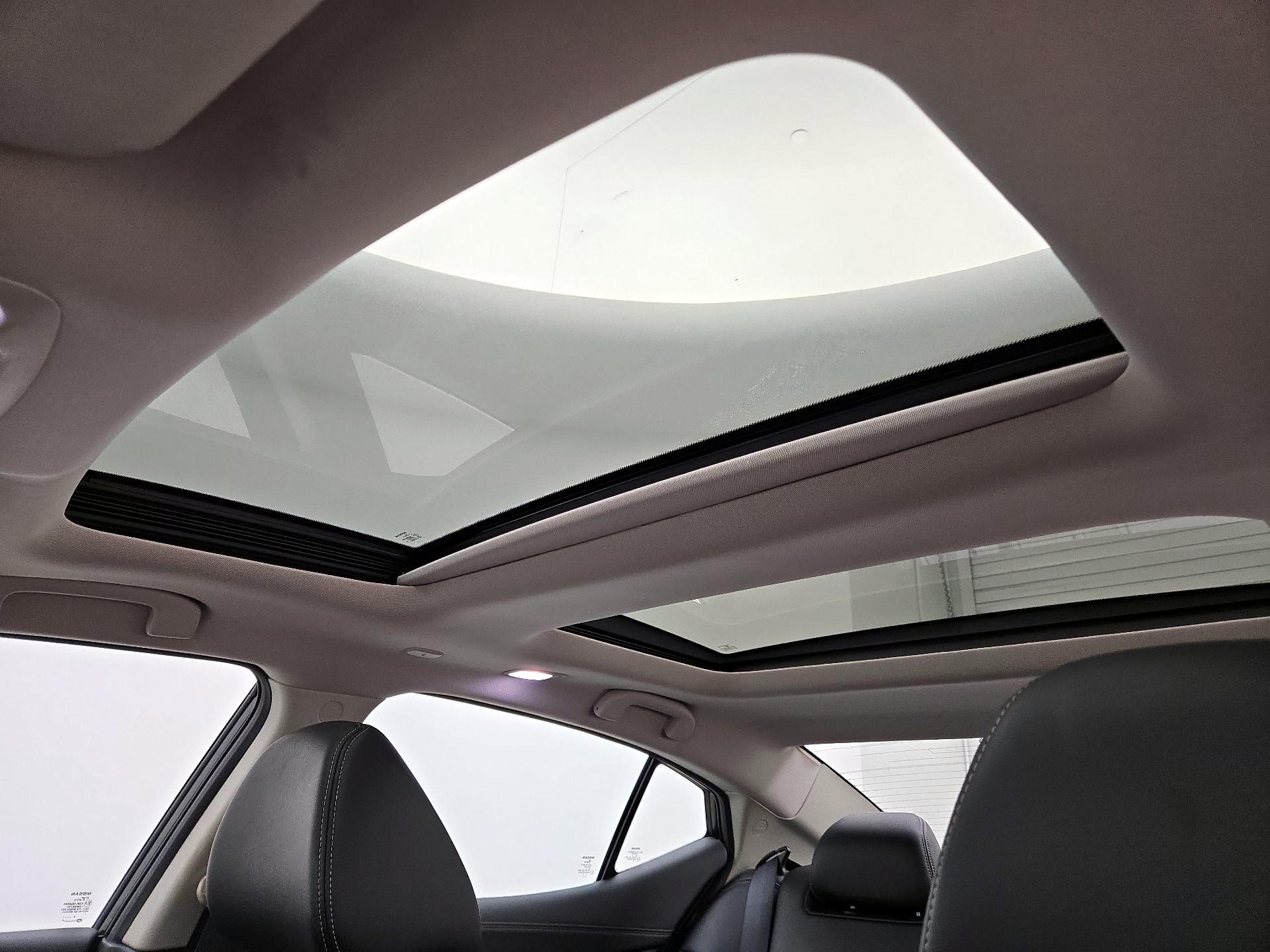 Thumbnail: 2020 Nissan Maxima - 20