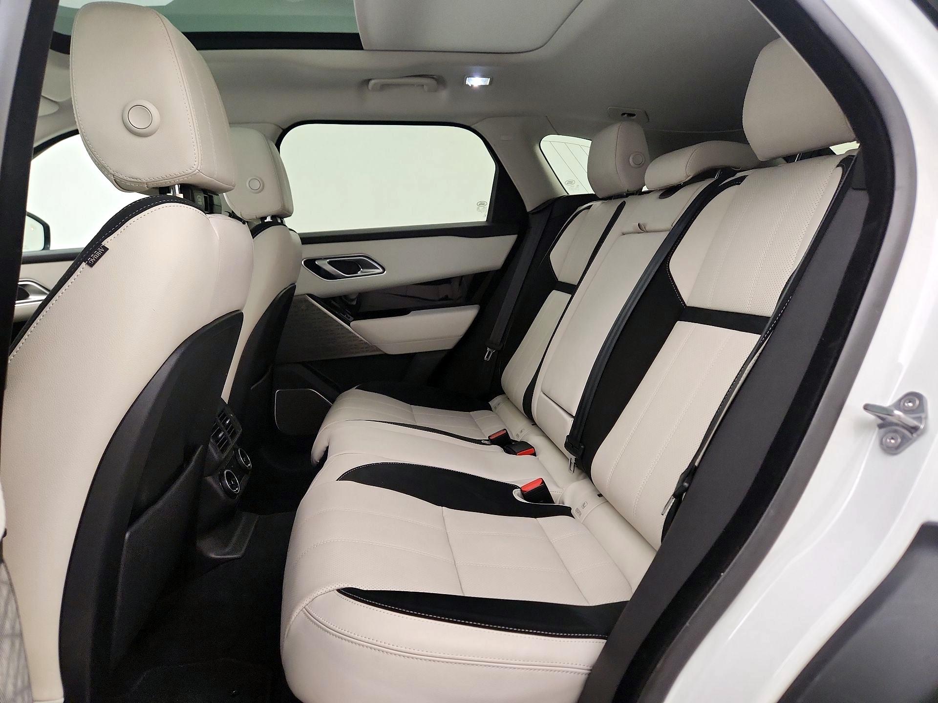 Thumbnail: 2020 Land Rover Range Rover Velar - 18