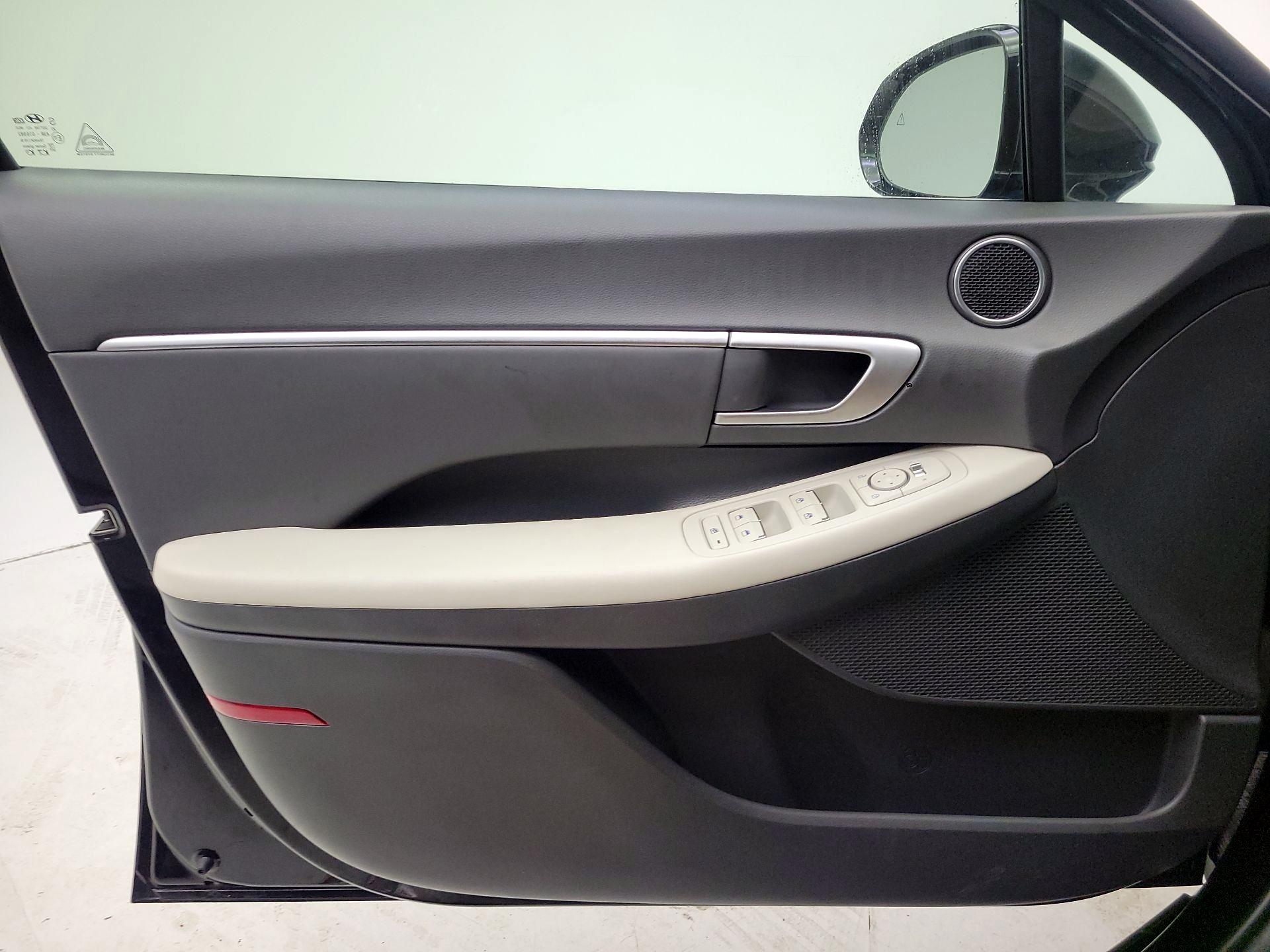 Thumbnail: 2025 Hyundai Sonata - 12