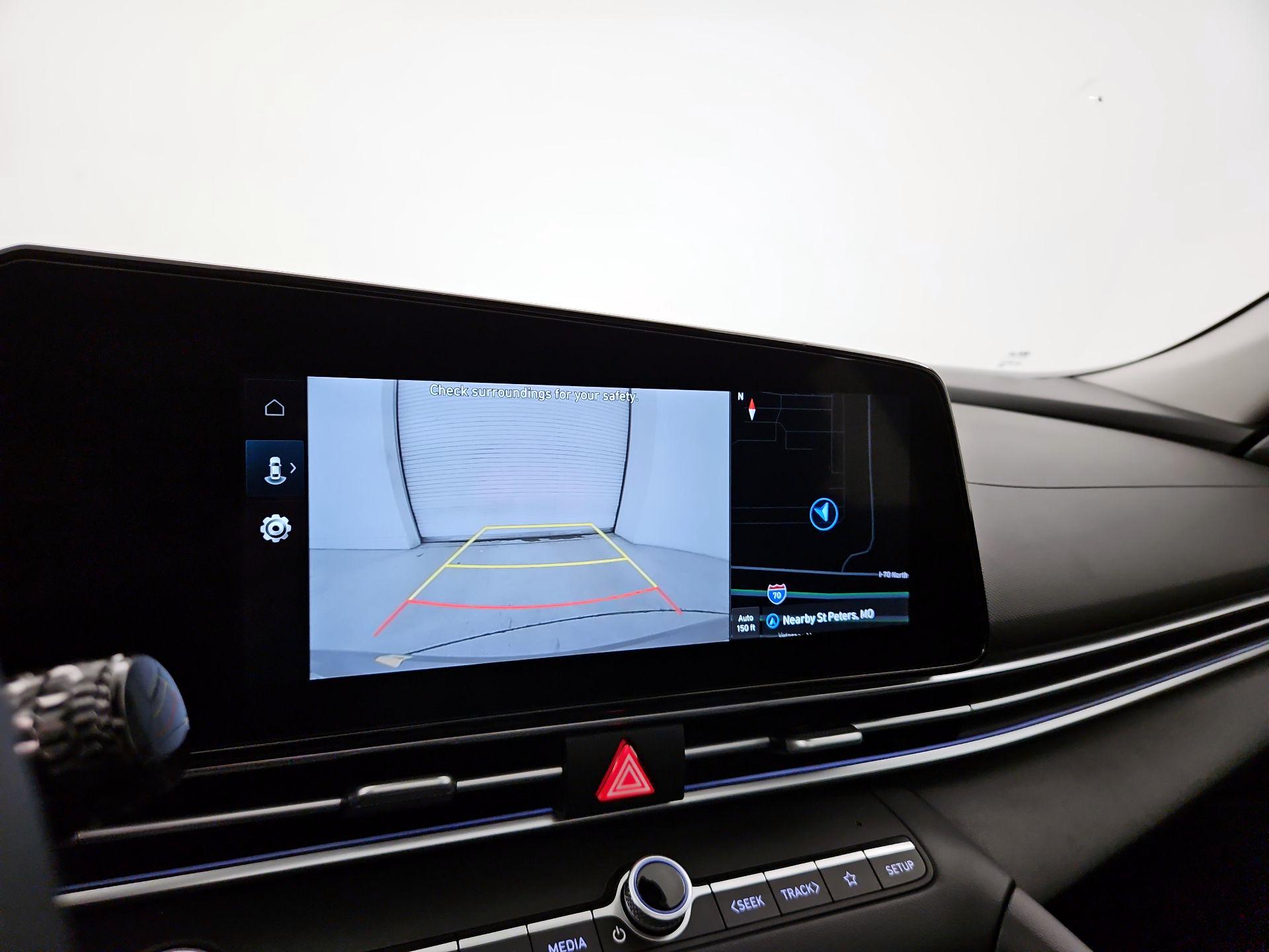 Thumbnail: 2025 Hyundai Elantra - 15