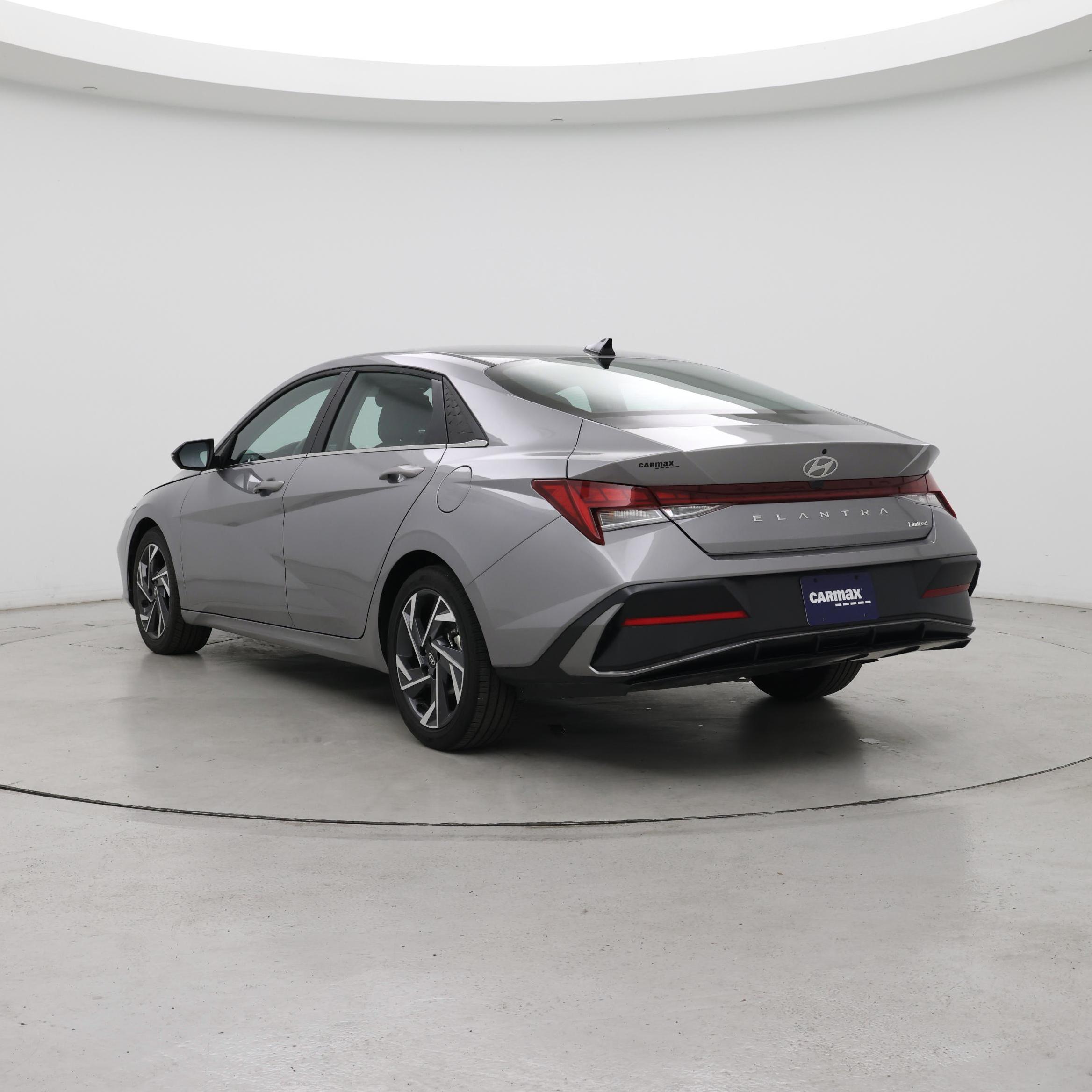 Thumbnail: 2025 Hyundai Elantra - 2