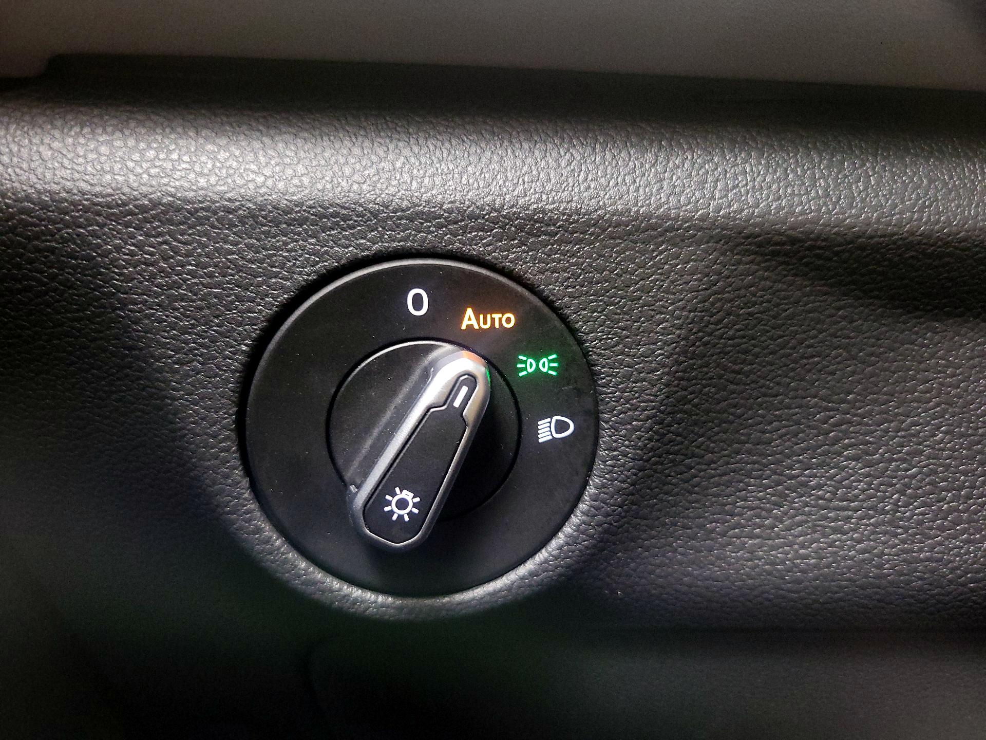 Thumbnail: 2025 Volkswagen Jetta - 13