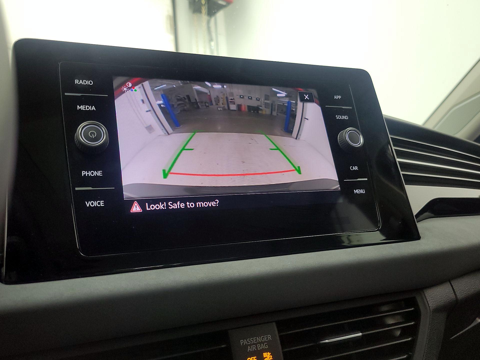 Thumbnail: 2025 Volkswagen Jetta - 14