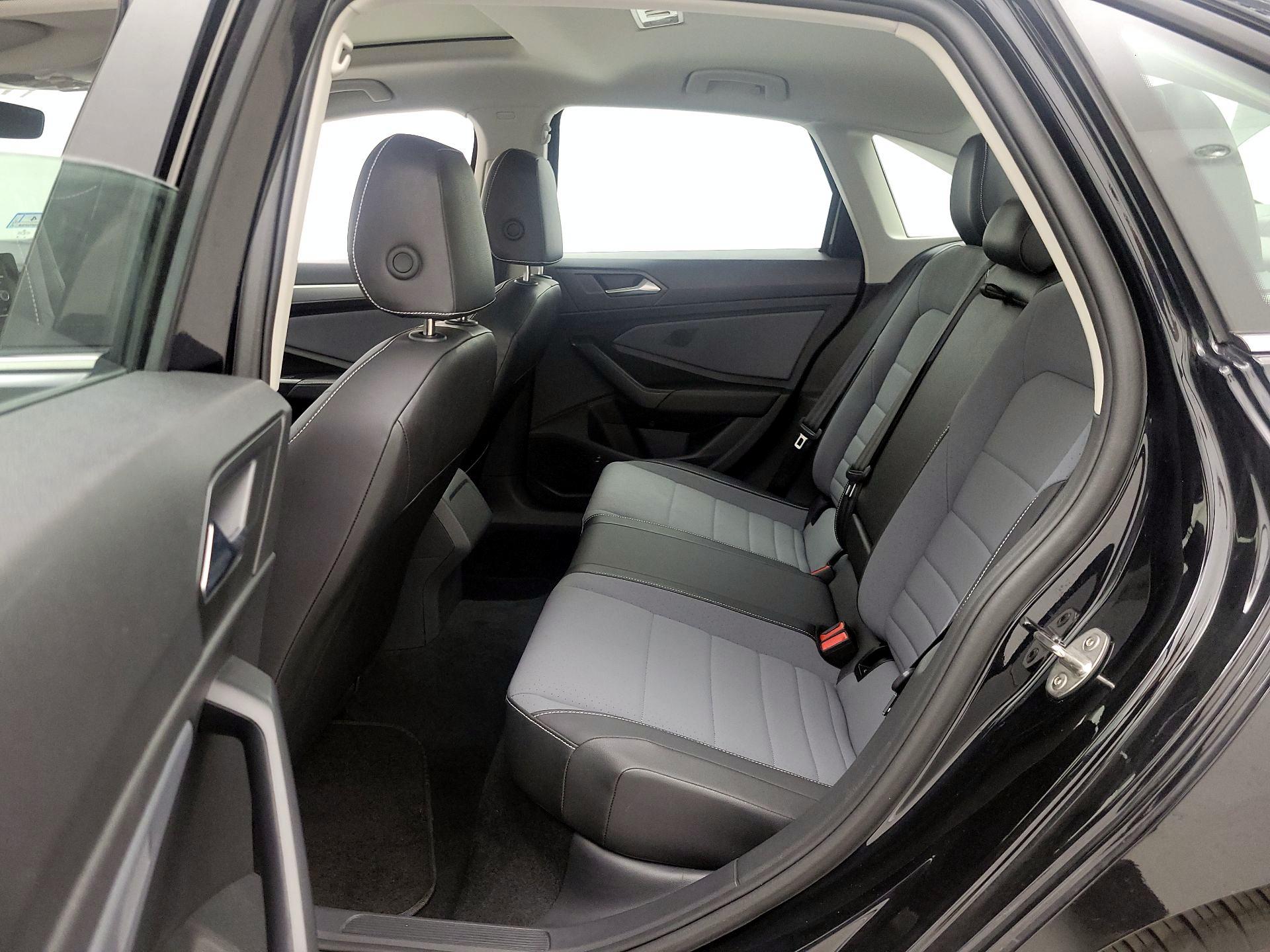 Thumbnail: 2025 Volkswagen Jetta - 20