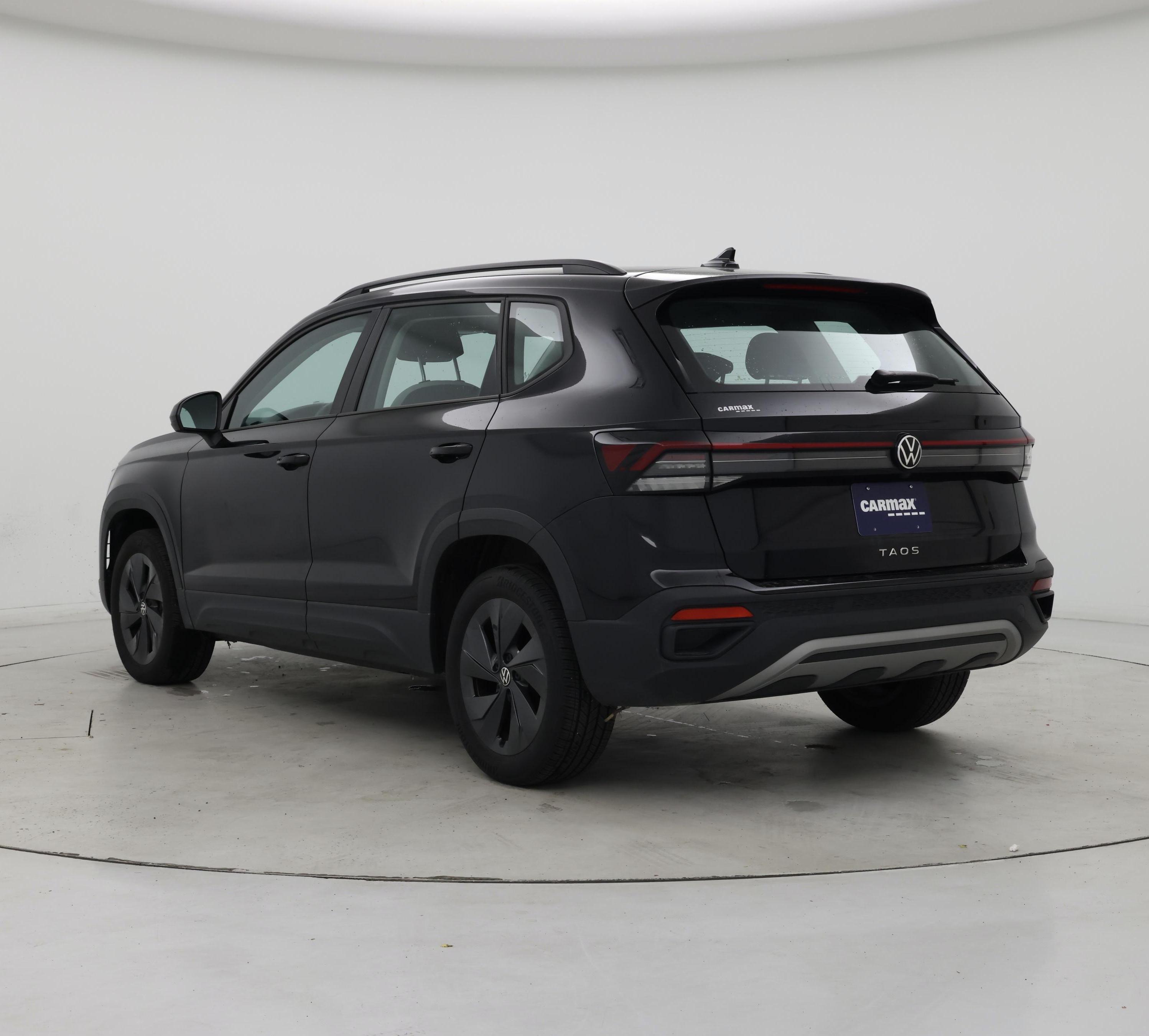 Thumbnail: 2025 Volkswagen Taos - 2